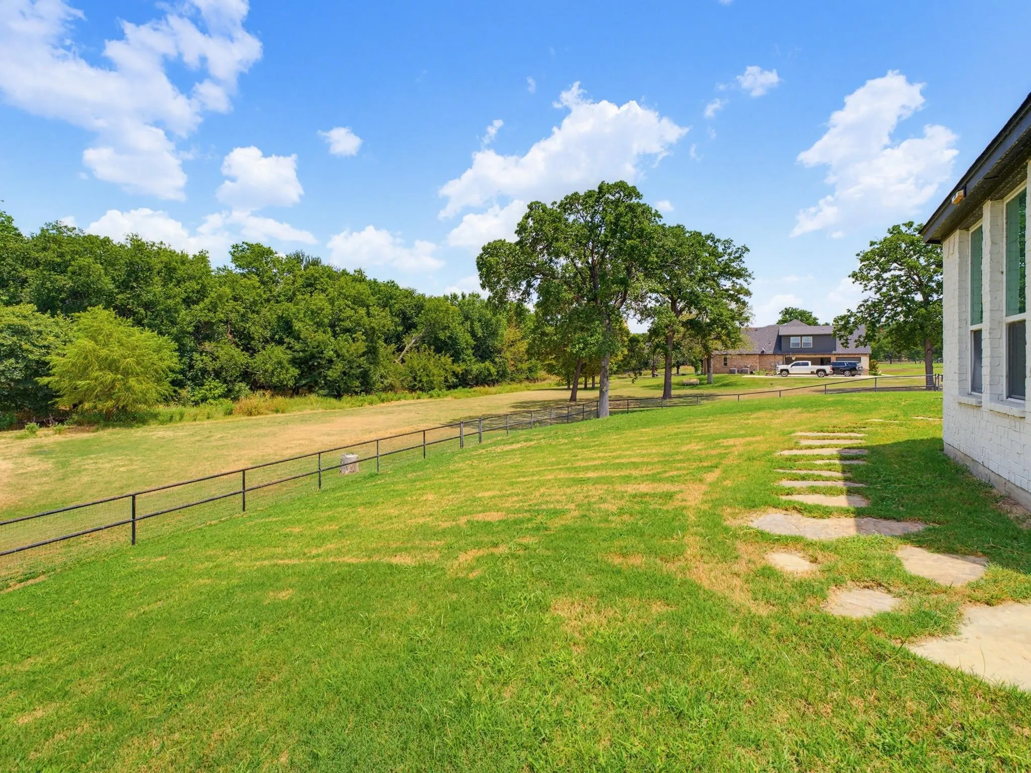 Single Family Residence For Sale in Wise County , 209 Rio Rancho Drive, Decatur, Texas 76234, 4 Bedroom, 3 Bathroom, 3 Garage spaces, 3,069 Sqft, built in 2021, mls#21408257, Real Estate Agent in Decatur, Homes For Sale in Wise county, Homes For Sale in Decatur, Realtor in Decatur Texas, Real Estate Brokerage Independent Realty Texas, Luminita Cordes Realtor