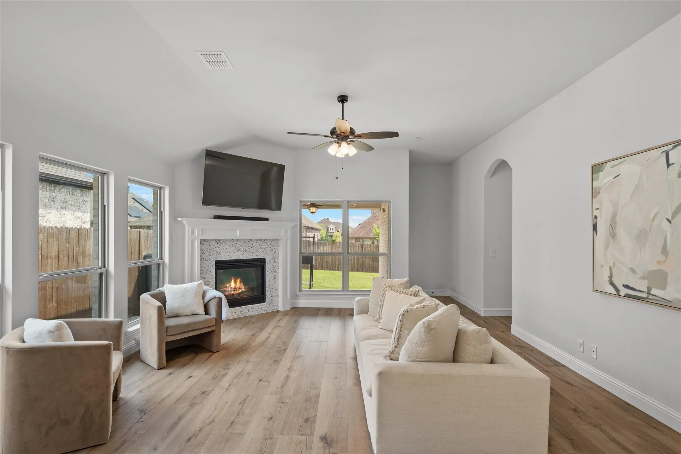 Single Family Residence For Sale in Denton County , 9201 Amistad Lane, Denton, Texas 76226, 4 Bedroom, 2 Bathroom, 2 Garage spaces, 2,040 Sqft, built in 2021, mls#21406156, Real Estate Agent in Denton, Homes For Sale in Denton county, Homes For Sale in Denton, Realtor in Denton Texas, Real Estate Brokerage Independent Realty Texas, Luminita Cordes Realtor