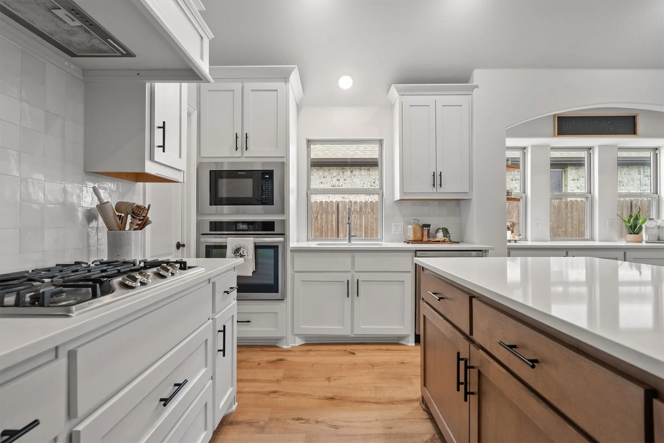 Single Family Residence For Sale in Denton County , 9201 Amistad Lane, Denton, Texas 76226, 4 Bedroom, 2 Bathroom, 2 Garage spaces, 2,040 Sqft, built in 2021, mls#21406156, Real Estate Agent in Denton, Homes For Sale in Denton county, Homes For Sale in Denton, Realtor in Denton Texas, Real Estate Brokerage Independent Realty Texas, Luminita Cordes Realtor