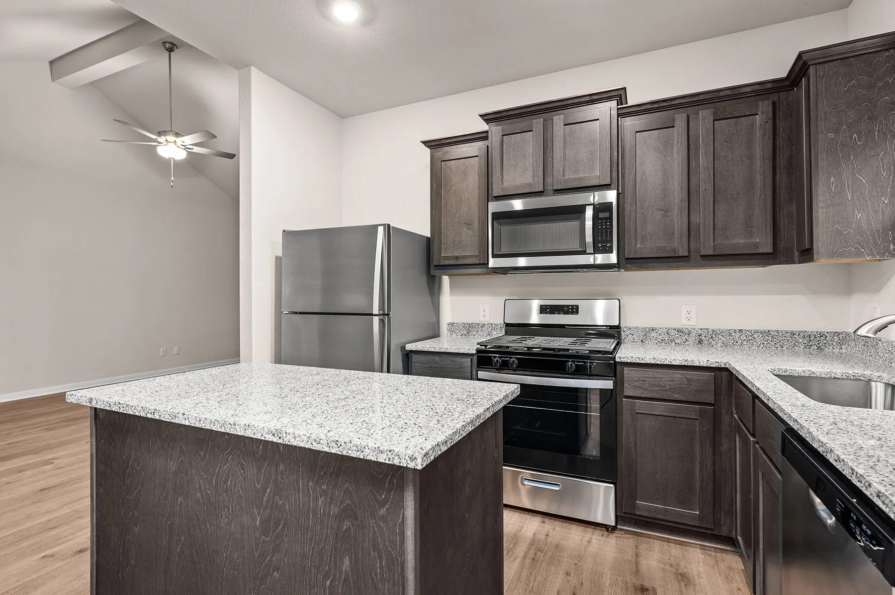 Single Family Residence For Sale in Kaufman County , 129 North Island Drive, Terrell, Texas 75160, 3 Bedroom, 2 Bathroom, 2 Garage spaces, 1,603 Sqft, built in 2026, mls#21408263, Real Estate Agent in Terrell, Homes For Sale in Kaufman county, Homes For Sale in Terrell, Realtor in Terrell Texas, Real Estate Brokerage Independent Realty Texas, Luminita Cordes Realtor