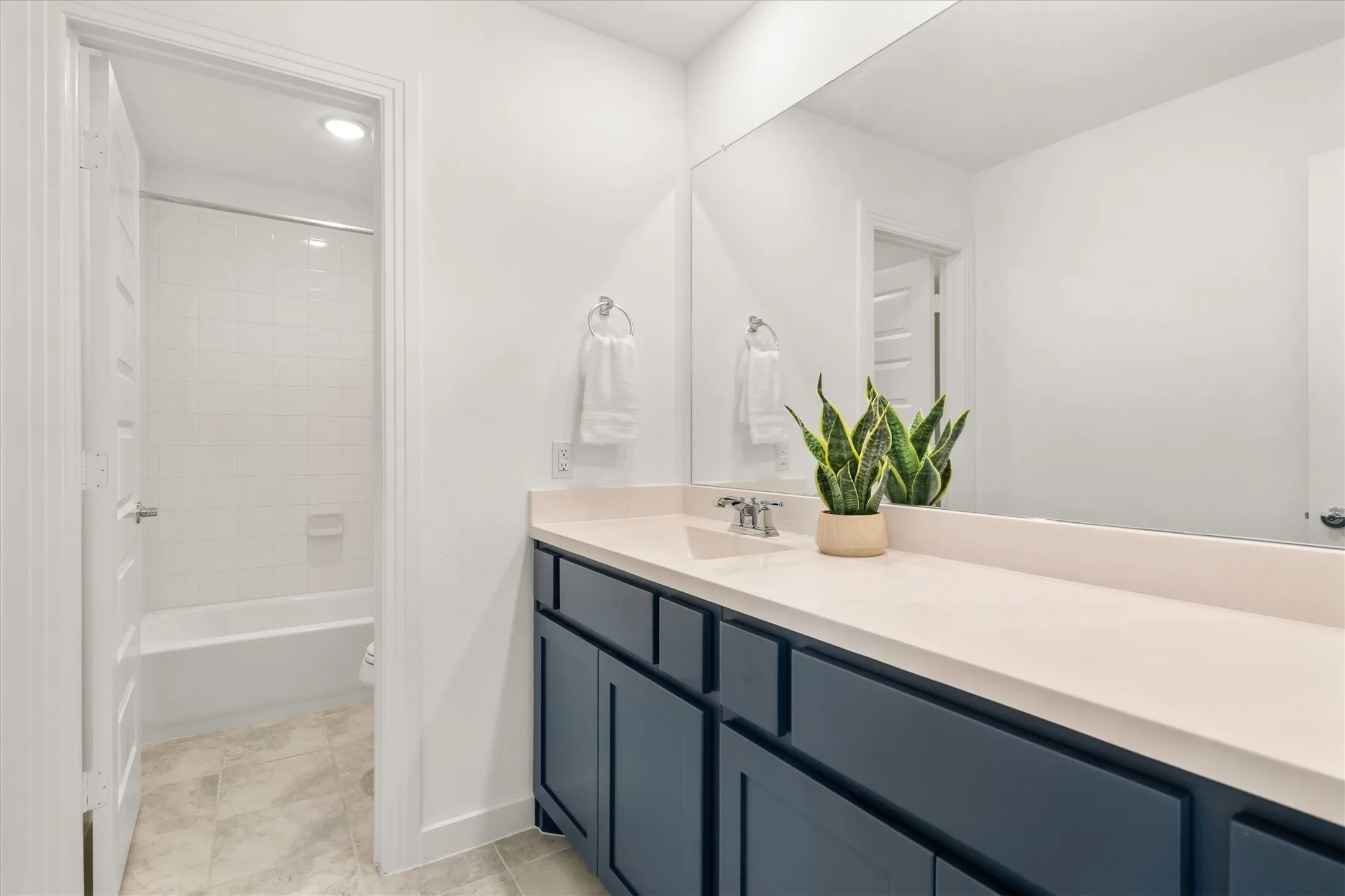 Single Family Residence For Sale in Denton County , 2348 Gray Drive, Northlake, Texas 76247, 3 Bedroom, 3 Bathroom, 2 Garage spaces, 1,973 Sqft, built in 2022, mls#21406332, Real Estate Agent in Northlake, Homes For Sale in Denton county, Homes For Sale in Northlake, Realtor in Northlake Texas, Real Estate Brokerage Independent Realty Texas, Luminita Cordes Realtor