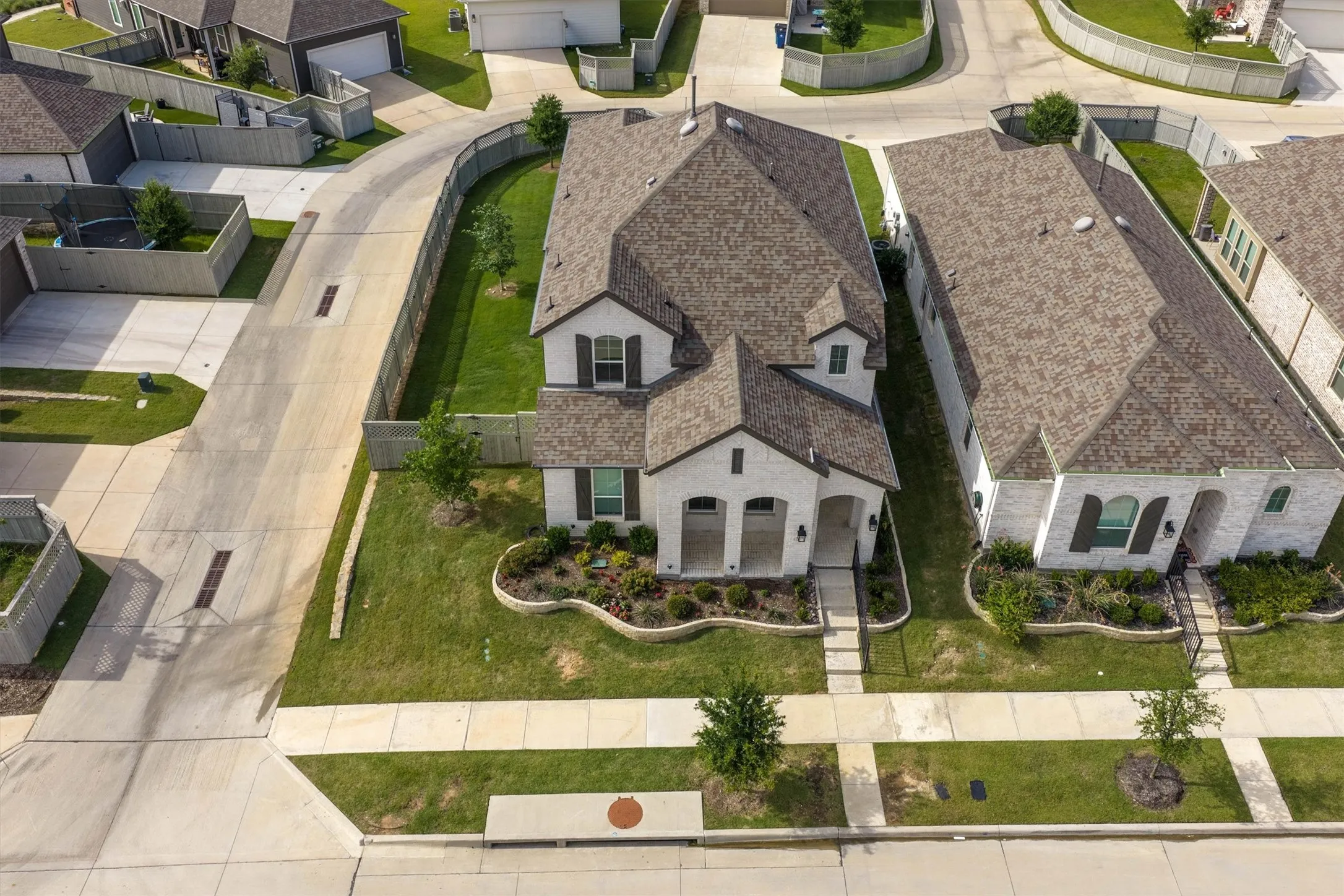 Single Family Residence For Sale in Denton County , 2348 Gray Drive, Northlake, Texas 76247, 3 Bedroom, 3 Bathroom, 2 Garage spaces, 1,973 Sqft, built in 2022, mls#21406332, Real Estate Agent in Northlake, Homes For Sale in Denton county, Homes For Sale in Northlake, Realtor in Northlake Texas, Real Estate Brokerage Independent Realty Texas, Luminita Cordes Realtor