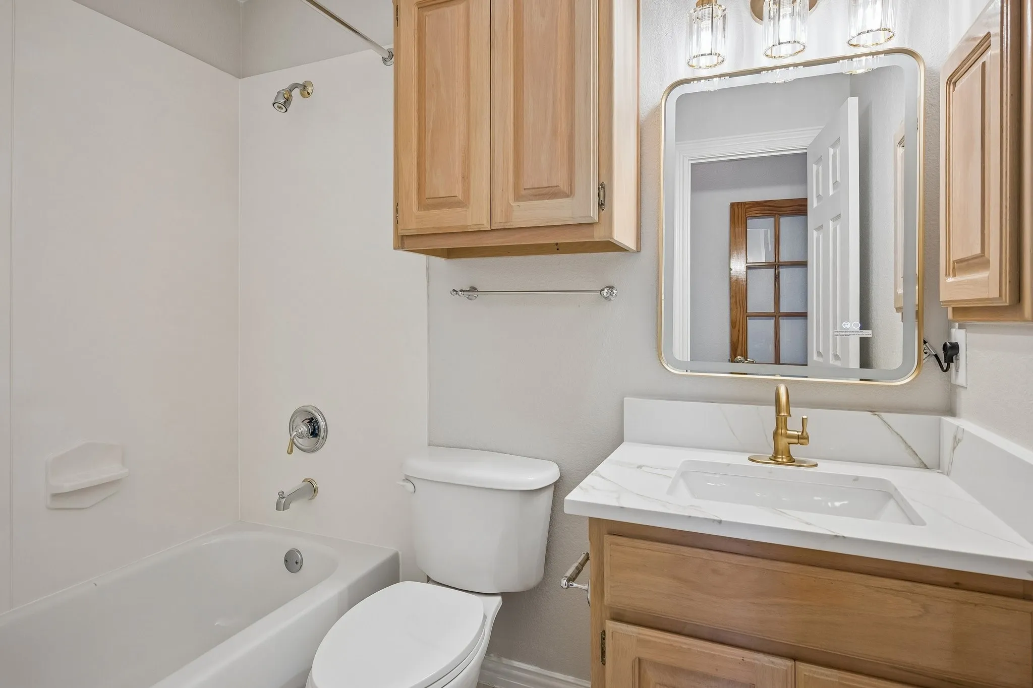 Single Family Residence For Sale in Dallas County , 3848 W Pioneer Drive, Irving, Texas 75061, 7 Bedroom, 5 Bathroom, 3 Garage spaces, 5,824 Sqft, built in 2004, mls#21399429, Real Estate Agent in Irving, Homes For Sale in Dallas county, Homes For Sale in Irving, Realtor in Irving Texas, Real Estate Brokerage Independent Realty Texas, Luminita Cordes Realtor