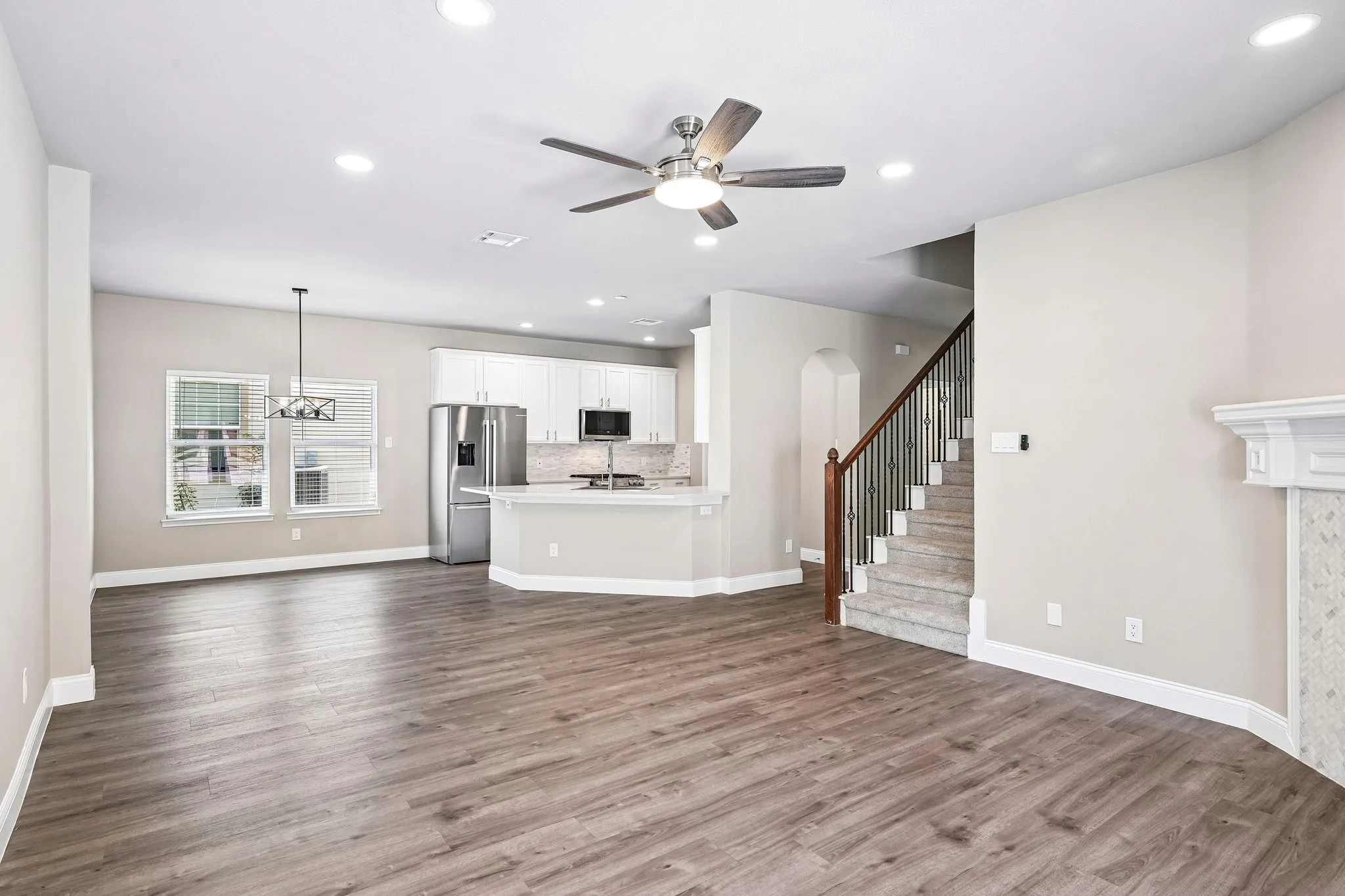 Single Family Residence For Sale in Denton County , 1009 Wenk Drive, Savannah, Texas 76227, 4 Bedroom, 4 Bathroom, 2 Garage spaces, 2,323 Sqft, built in 2006, mls#21407613, Real Estate Agent in Savannah, Homes For Sale in Denton county, Homes For Sale in Savannah, Realtor in Savannah Texas, Real Estate Brokerage Independent Realty Texas, Luminita Cordes Realtor