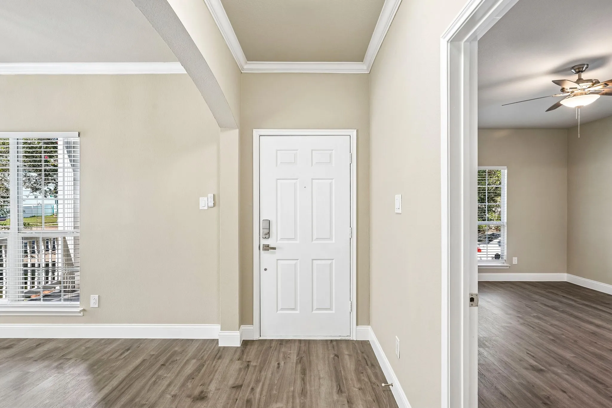Single Family Residence For Sale in Denton County , 1009 Wenk Drive, Savannah, Texas 76227, 4 Bedroom, 4 Bathroom, 2 Garage spaces, 2,323 Sqft, built in 2006, mls#21407613, Real Estate Agent in Savannah, Homes For Sale in Denton county, Homes For Sale in Savannah, Realtor in Savannah Texas, Real Estate Brokerage Independent Realty Texas, Luminita Cordes Realtor