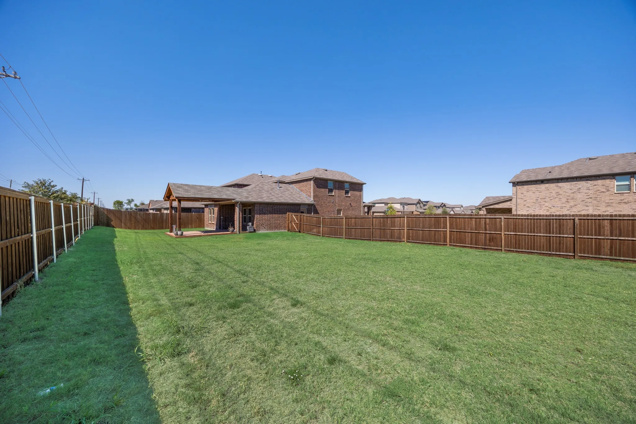 Single Family Residence For Rent in Kaufman County , 1701 Elm Fork Bend, Crandall, Texas 75114, 4 Bedroom, 3 Bathroom, 2 Garage spaces, 2,175 Sqft, built in 2024, mls#21407564, Real Estate Agent in Crandall, Homes For Rent in Kaufman county, Homes For Rent in Crandall, Realtor in Crandall Texas, Real Estate Brokerage Independent Realty Texas, Luminita Cordes Realtor