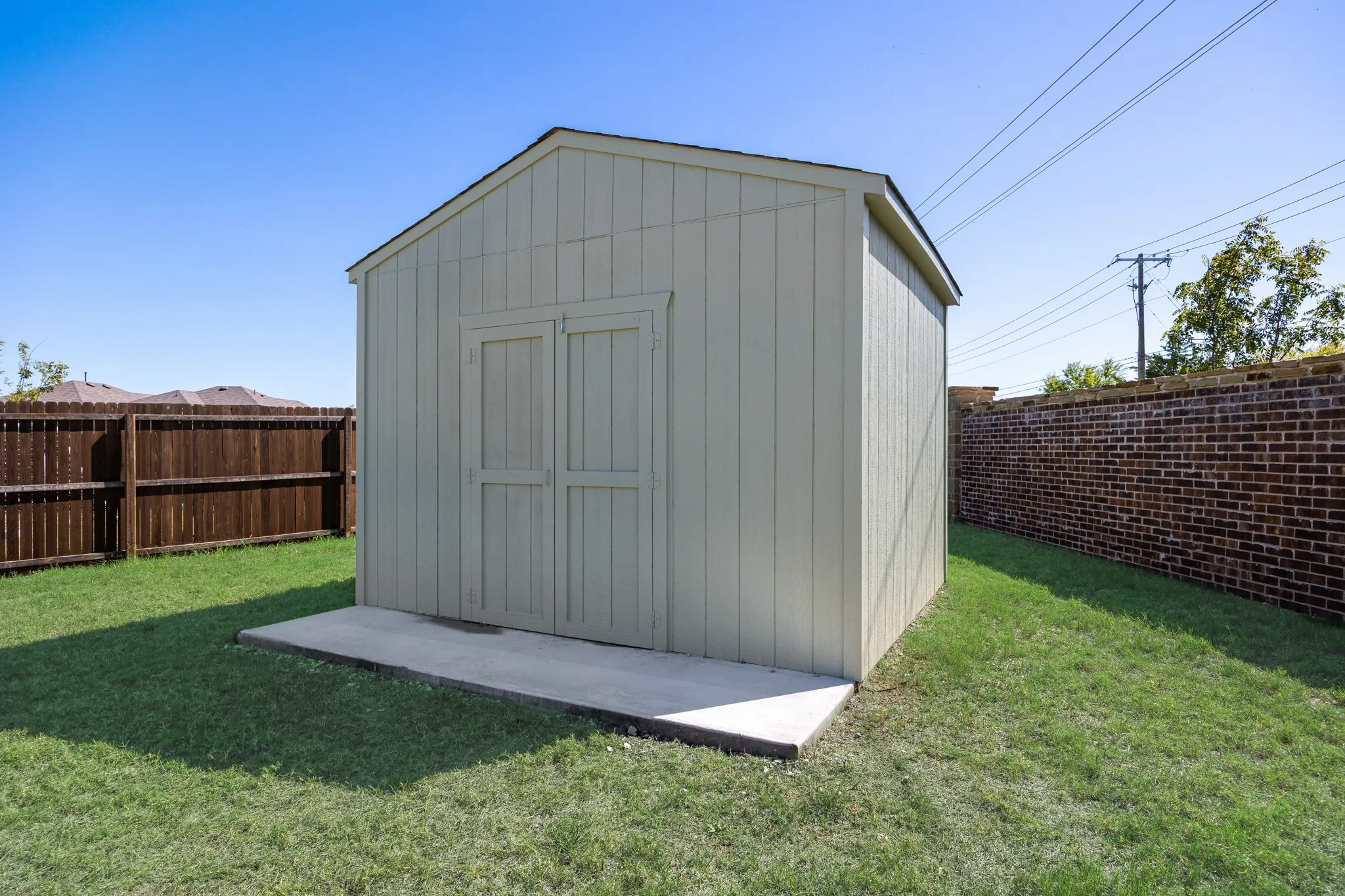 Single Family Residence For Rent in Kaufman County , 1701 Elm Fork Bend, Crandall, Texas 75114, 4 Bedroom, 3 Bathroom, 2 Garage spaces, 2,175 Sqft, built in 2024, mls#21407564, Real Estate Agent in Crandall, Homes For Rent in Kaufman county, Homes For Rent in Crandall, Realtor in Crandall Texas, Real Estate Brokerage Independent Realty Texas, Luminita Cordes Realtor