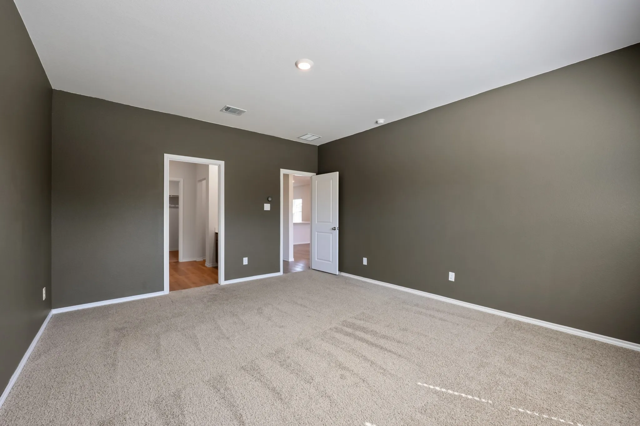Single Family Residence For Rent in Kaufman County , 1701 Elm Fork Bend, Crandall, Texas 75114, 4 Bedroom, 3 Bathroom, 2 Garage spaces, 2,175 Sqft, built in 2024, mls#21407564, Real Estate Agent in Crandall, Homes For Rent in Kaufman county, Homes For Rent in Crandall, Realtor in Crandall Texas, Real Estate Brokerage Independent Realty Texas, Luminita Cordes Realtor