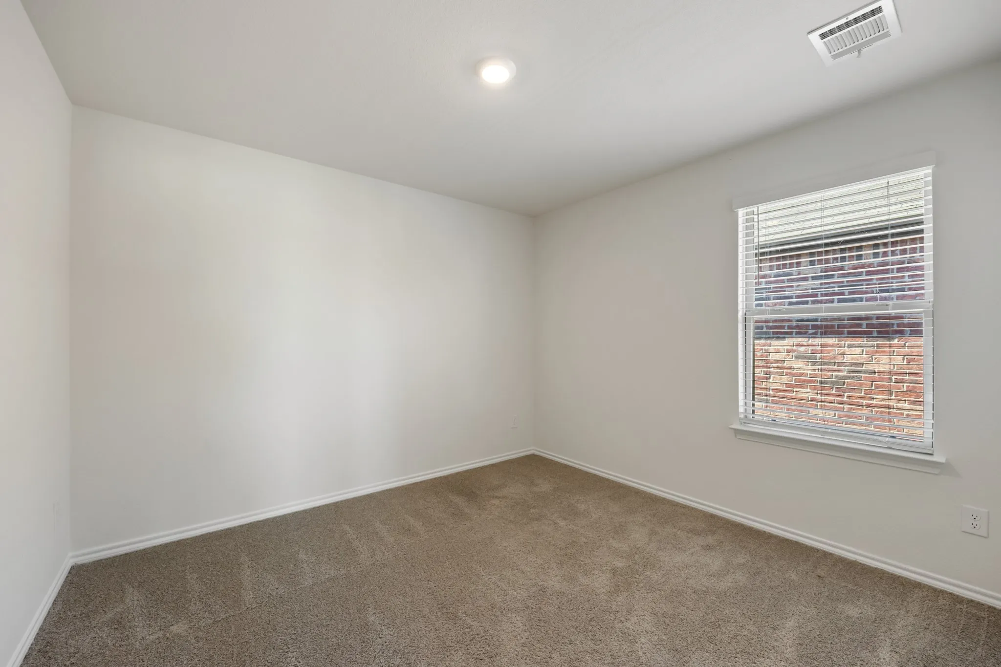 Single Family Residence For Rent in Kaufman County , 1701 Elm Fork Bend, Crandall, Texas 75114, 4 Bedroom, 3 Bathroom, 2 Garage spaces, 2,175 Sqft, built in 2024, mls#21407564, Real Estate Agent in Crandall, Homes For Rent in Kaufman county, Homes For Rent in Crandall, Realtor in Crandall Texas, Real Estate Brokerage Independent Realty Texas, Luminita Cordes Realtor