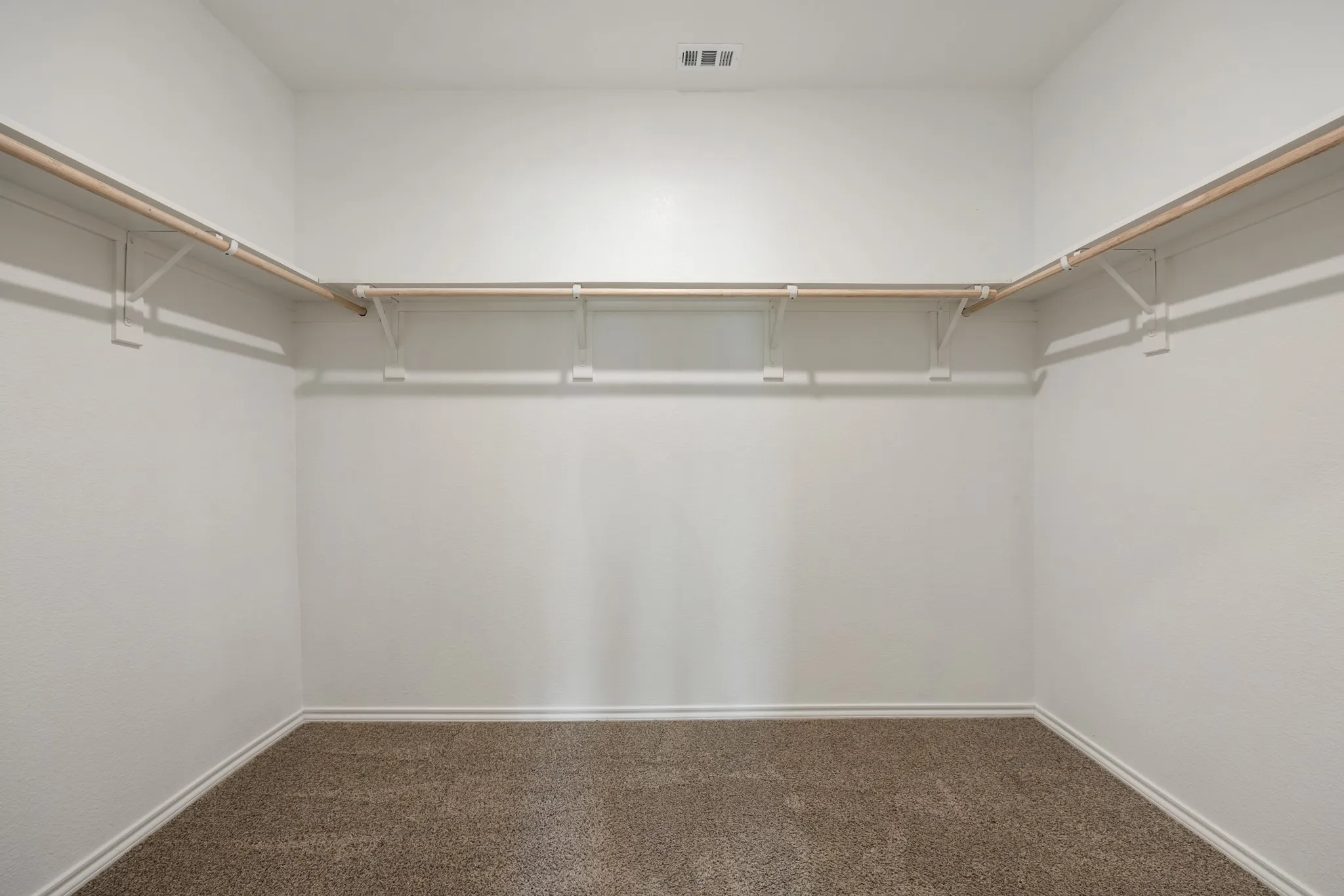 Single Family Residence For Rent in Kaufman County , 1701 Elm Fork Bend, Crandall, Texas 75114, 4 Bedroom, 3 Bathroom, 2 Garage spaces, 2,175 Sqft, built in 2024, mls#21407564, Real Estate Agent in Crandall, Homes For Rent in Kaufman county, Homes For Rent in Crandall, Realtor in Crandall Texas, Real Estate Brokerage Independent Realty Texas, Luminita Cordes Realtor