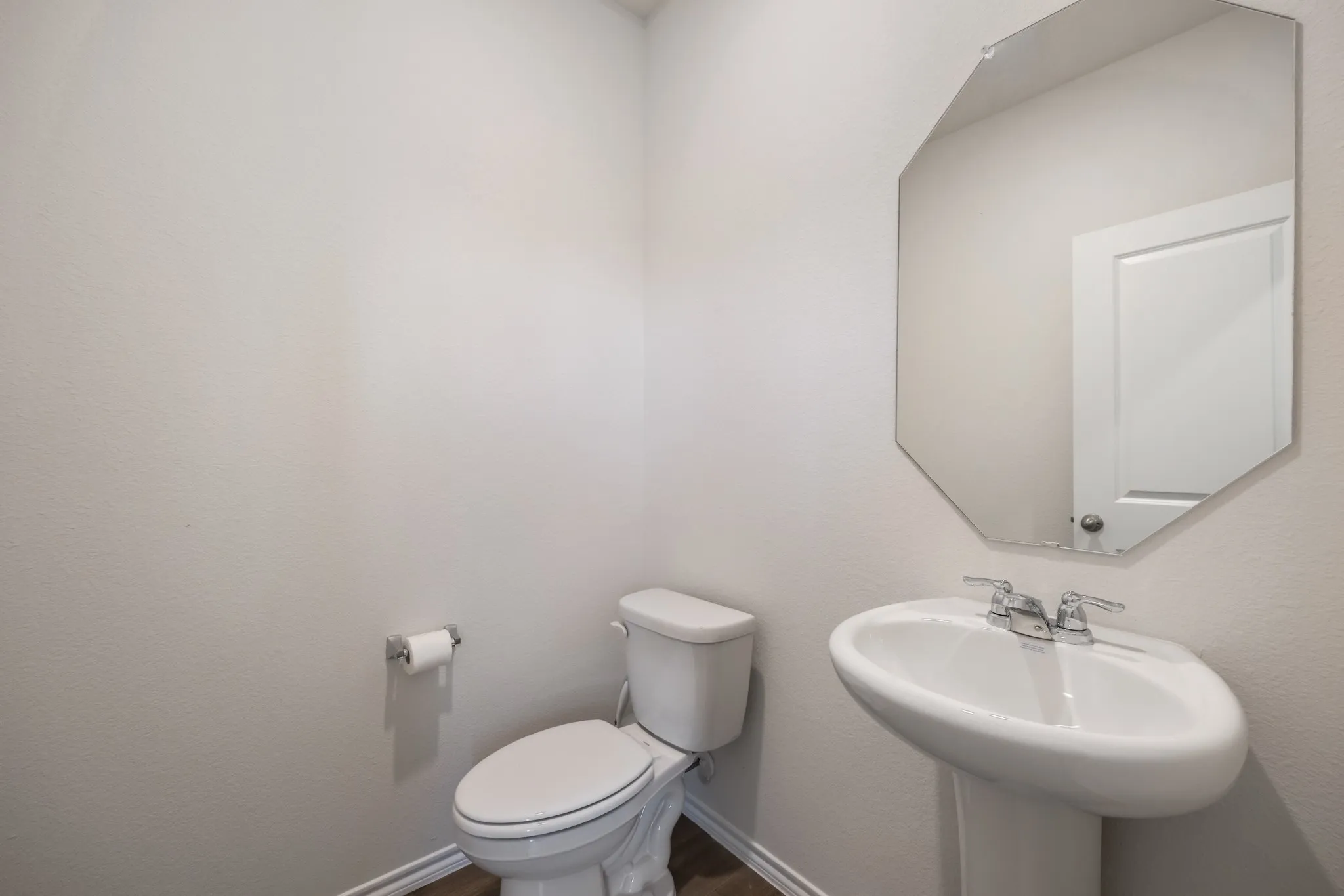 Single Family Residence For Rent in Kaufman County , 1701 Elm Fork Bend, Crandall, Texas 75114, 4 Bedroom, 3 Bathroom, 2 Garage spaces, 2,175 Sqft, built in 2024, mls#21407564, Real Estate Agent in Crandall, Homes For Rent in Kaufman county, Homes For Rent in Crandall, Realtor in Crandall Texas, Real Estate Brokerage Independent Realty Texas, Luminita Cordes Realtor