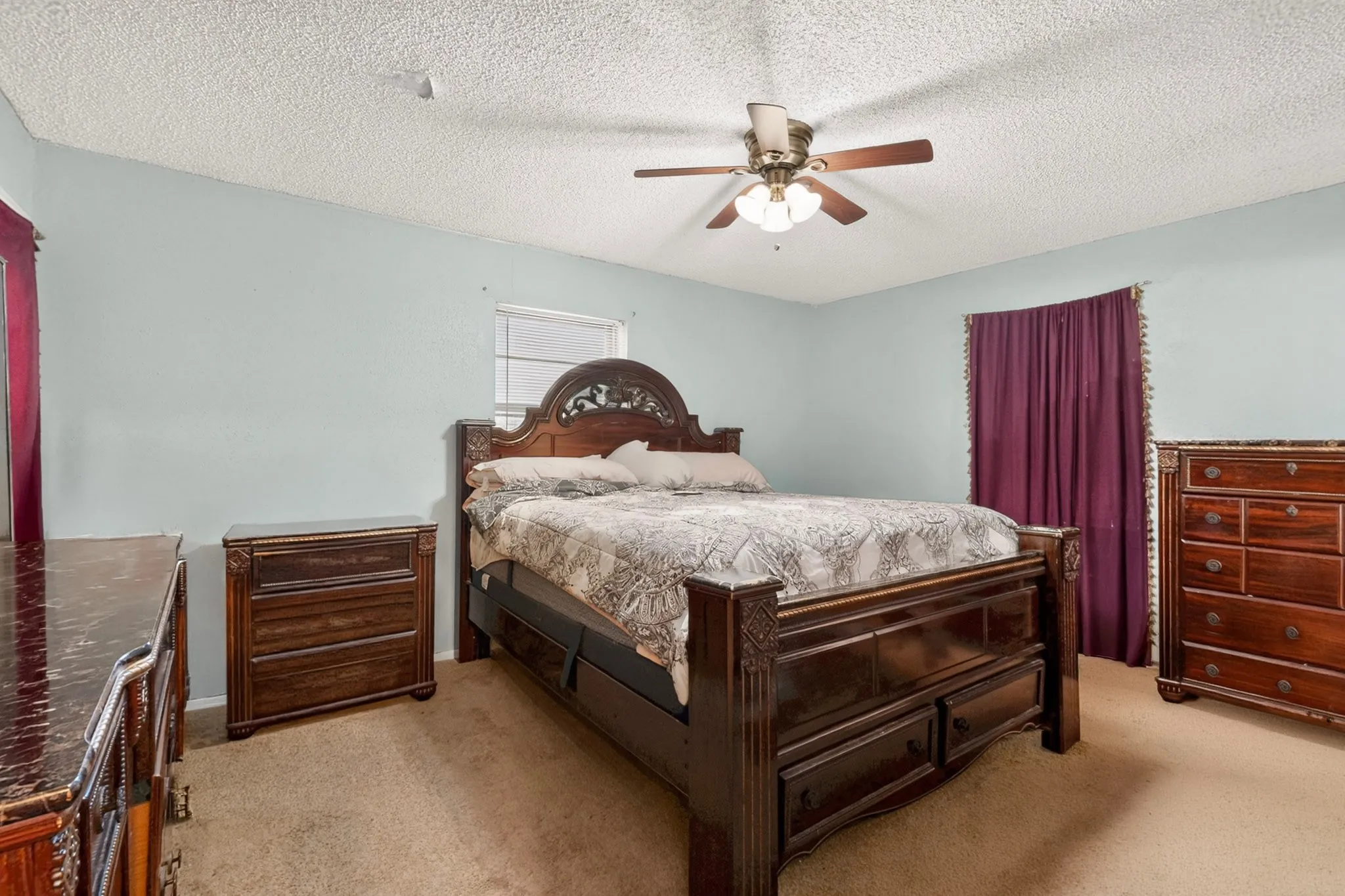 Single Family Residence For Sale in Dallas County , 2616 Mossglen Drive, Dallas, Texas 75227, 3 Bedroom, 2 Bathroom, 2 Garage spaces, 1,751 Sqft, built in 2016, mls#21408265, Real Estate Agent in Dallas, Homes For Sale in Dallas county, Homes For Sale in Dallas, Realtor in Dallas Texas, Real Estate Brokerage Independent Realty Texas, Luminita Cordes Realtor
