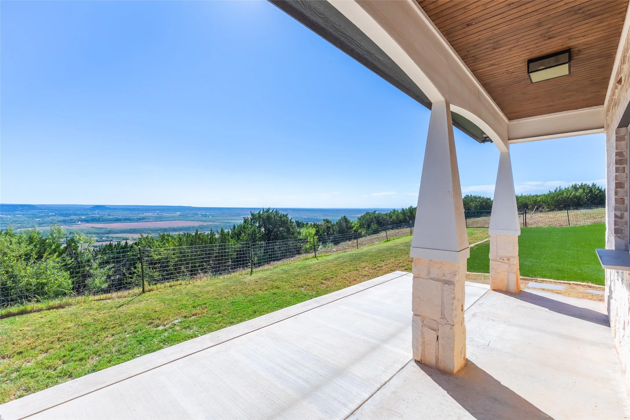 Single Family Residence For Sale in Taylor County , 197 Mesa Verde Way, Tuscola, Texas 79562, 4 Bedroom, 3 Bathroom, 1 Garage spaces, 2,400 Sqft, built in 2022, mls#21405569, Real Estate Agent in Tuscola, Homes For Sale in Taylor county, Homes For Sale in Tuscola, Realtor in Tuscola Texas, Real Estate Brokerage Independent Realty Texas, Luminita Cordes Realtor