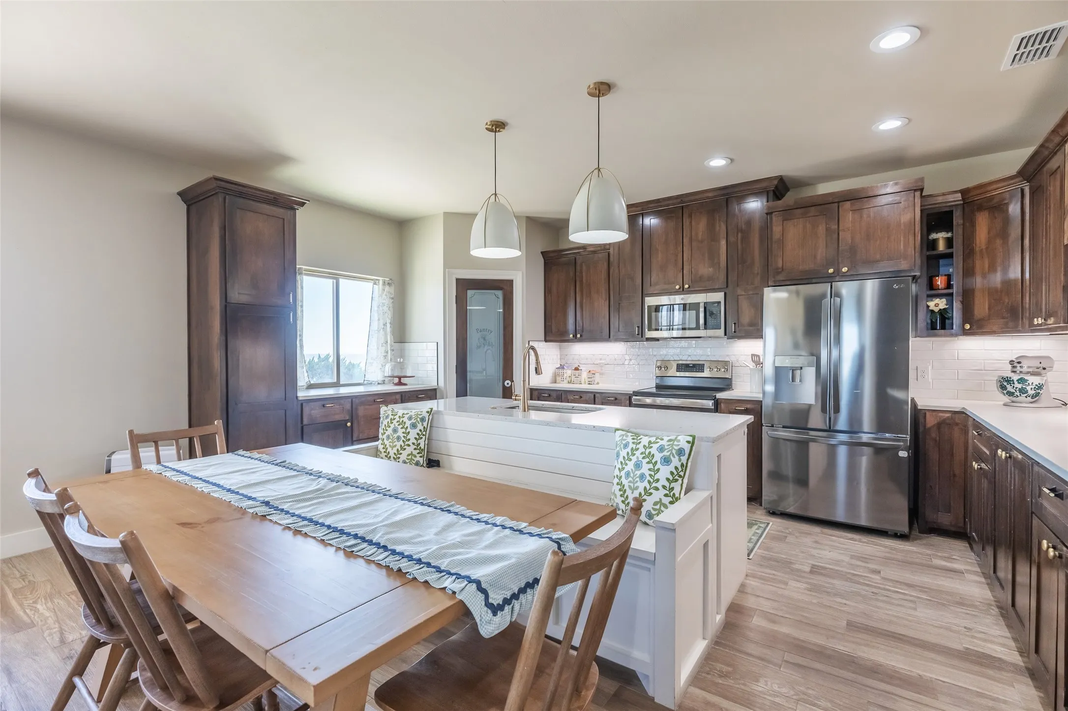 Single Family Residence For Sale in Taylor County , 197 Mesa Verde Way, Tuscola, Texas 79562, 4 Bedroom, 3 Bathroom, 1 Garage spaces, 2,400 Sqft, built in 2022, mls#21405569, Real Estate Agent in Tuscola, Homes For Sale in Taylor county, Homes For Sale in Tuscola, Realtor in Tuscola Texas, Real Estate Brokerage Independent Realty Texas, Luminita Cordes Realtor