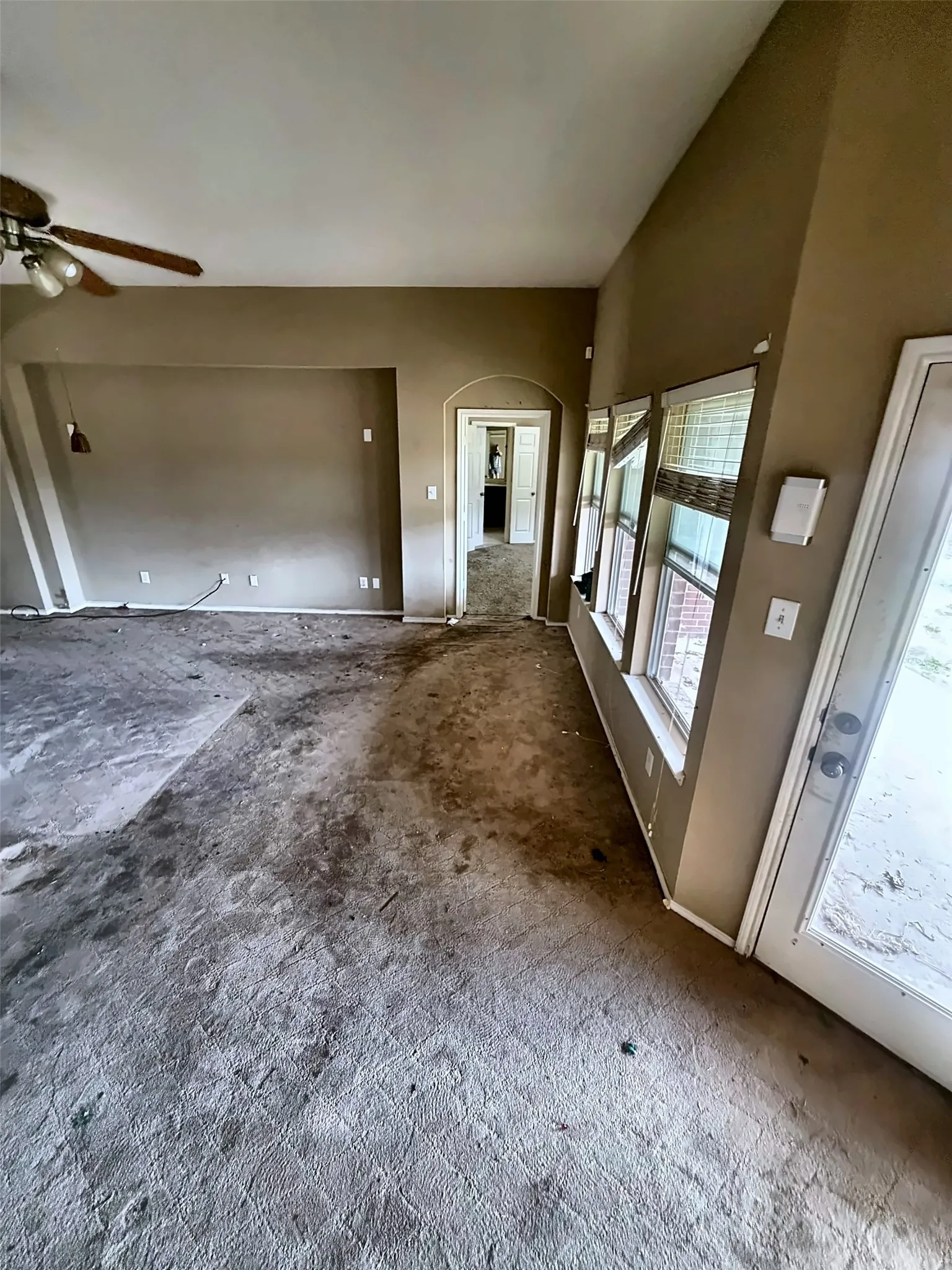 Single Family Residence For Sale in Collin County , 1336 Canyon Creek Road, Wylie, Texas 75098, 4 Bedroom, 3 Bathroom, 2 Garage spaces, 2,699 Sqft, built in 2006, mls#21408111, Real Estate Agent in Wylie, Homes For Sale in Collin county, Homes For Sale in Wylie, Realtor in Wylie Texas, Real Estate Brokerage Independent Realty Texas, Luminita Cordes Realtor
