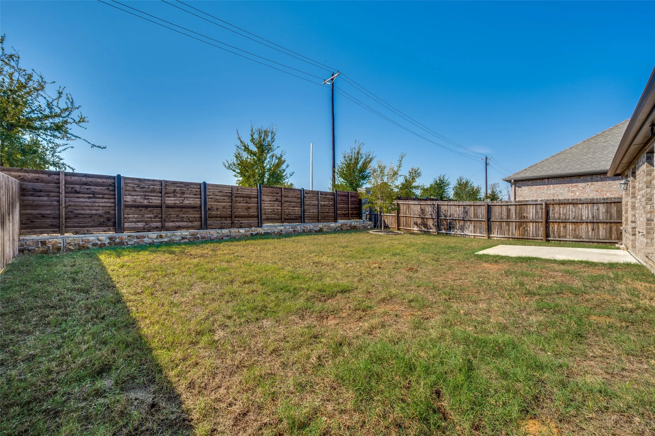 Single Family Residence For Sale in Denton County , 10516 Fountain Gate Street, Aubrey, Texas 76227, 3 Bedroom, 2 Bathroom, 2 Garage spaces, 1,703 Sqft, built in 2022, mls#21407761, Real Estate Agent in Aubrey, Homes For Sale in Denton county, Homes For Sale in Aubrey, Realtor in Aubrey Texas, Real Estate Brokerage Independent Realty Texas, Luminita Cordes Realtor