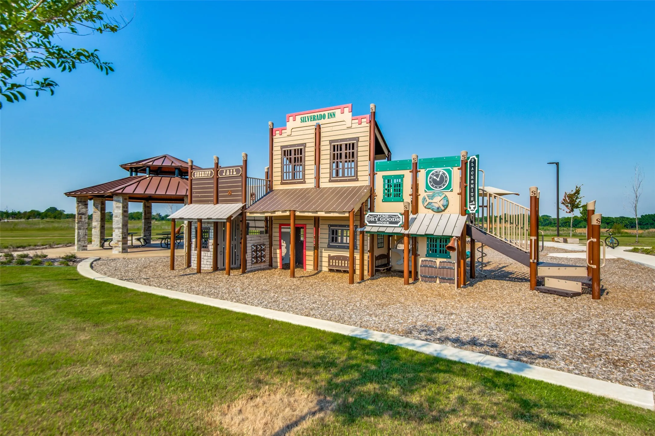 Single Family Residence For Sale in Denton County , 10516 Fountain Gate Street, Aubrey, Texas 76227, 3 Bedroom, 2 Bathroom, 2 Garage spaces, 1,703 Sqft, built in 2022, mls#21407761, Real Estate Agent in Aubrey, Homes For Sale in Denton county, Homes For Sale in Aubrey, Realtor in Aubrey Texas, Real Estate Brokerage Independent Realty Texas, Luminita Cordes Realtor