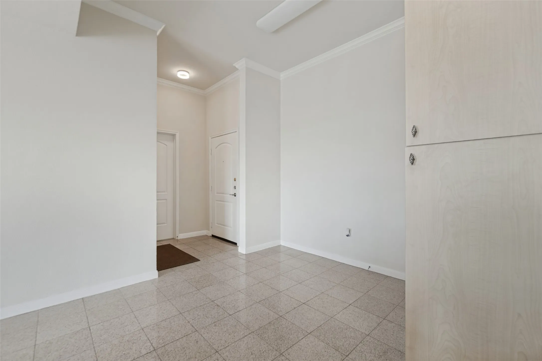 Condominium For Sale in Dallas County , 3225 Turtle Creek Boulevard 1012, Dallas, Texas 75219, 1 Bedroom, 1 Bathroom, 2 Garage spaces, 832 Sqft, built in 1998, mls#21406519, Real Estate Agent in Dallas, Homes For Sale in Dallas county, Homes For Sale in Dallas, Realtor in Dallas Texas, Real Estate Brokerage Independent Realty Texas, Luminita Cordes Realtor