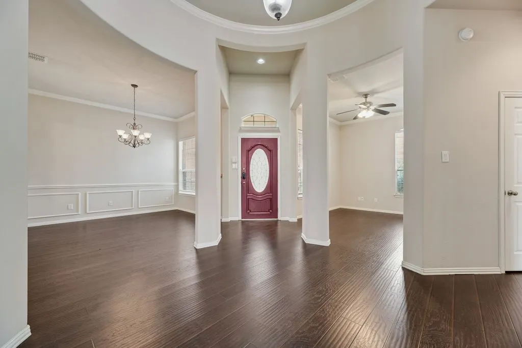 Single Family Residence For Rent in Denton County , 5544 Hidden Creek Lane, Frisco, Texas 75036, 3 Bedroom, 2 Bathroom, 2 Garage spaces, 2,103 Sqft, built in 2002, mls#21408226, Real Estate Agent in Frisco, Homes For Rent in Denton county, Homes For Rent in Frisco, Realtor in Frisco Texas, Real Estate Brokerage Independent Realty Texas, Luminita Cordes Realtor