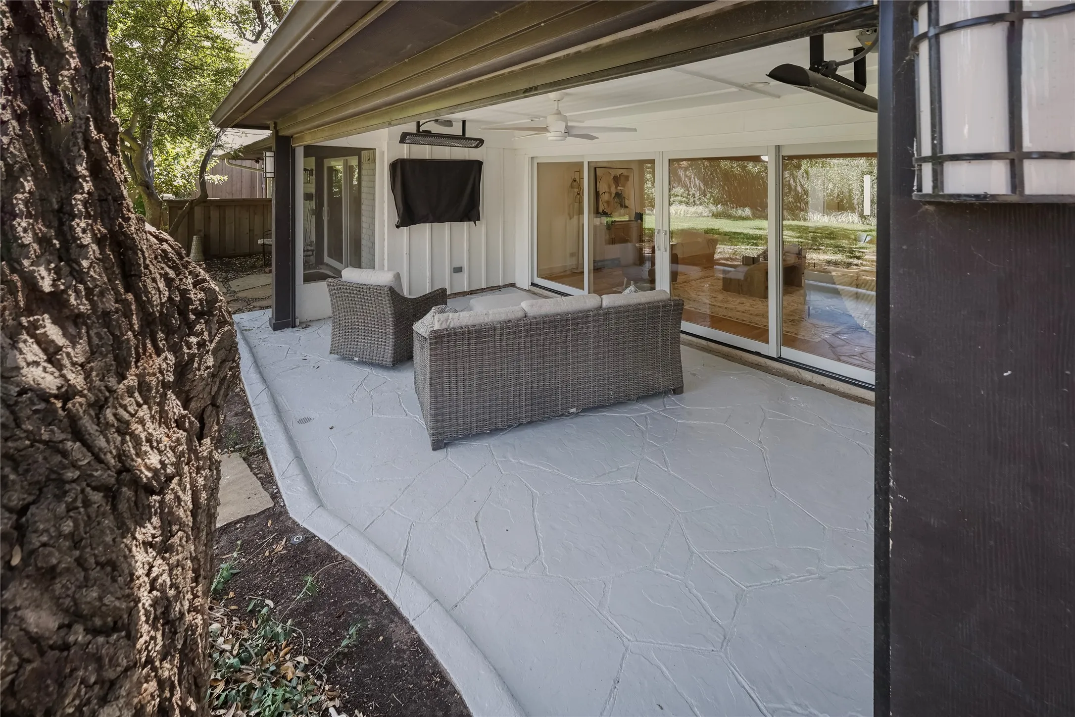 Single Family Residence For Sale in Dallas County , 7117 Mimosa Lane, Dallas, Texas 75230, 4 Bedroom, 4 Bathroom, 2 Garage spaces, 3,132 Sqft, built in 1964, mls#21408267, Real Estate Agent in Dallas, Homes For Sale in Dallas county, Homes For Sale in Dallas, Realtor in Dallas Texas, Real Estate Brokerage Independent Realty Texas, Luminita Cordes Realtor