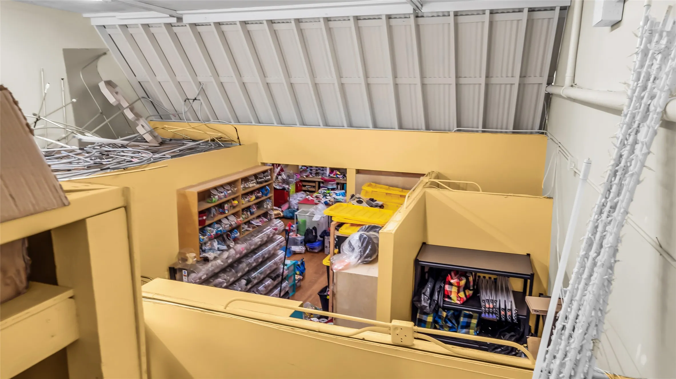 Temporary Walls can be removed to have large open retail space