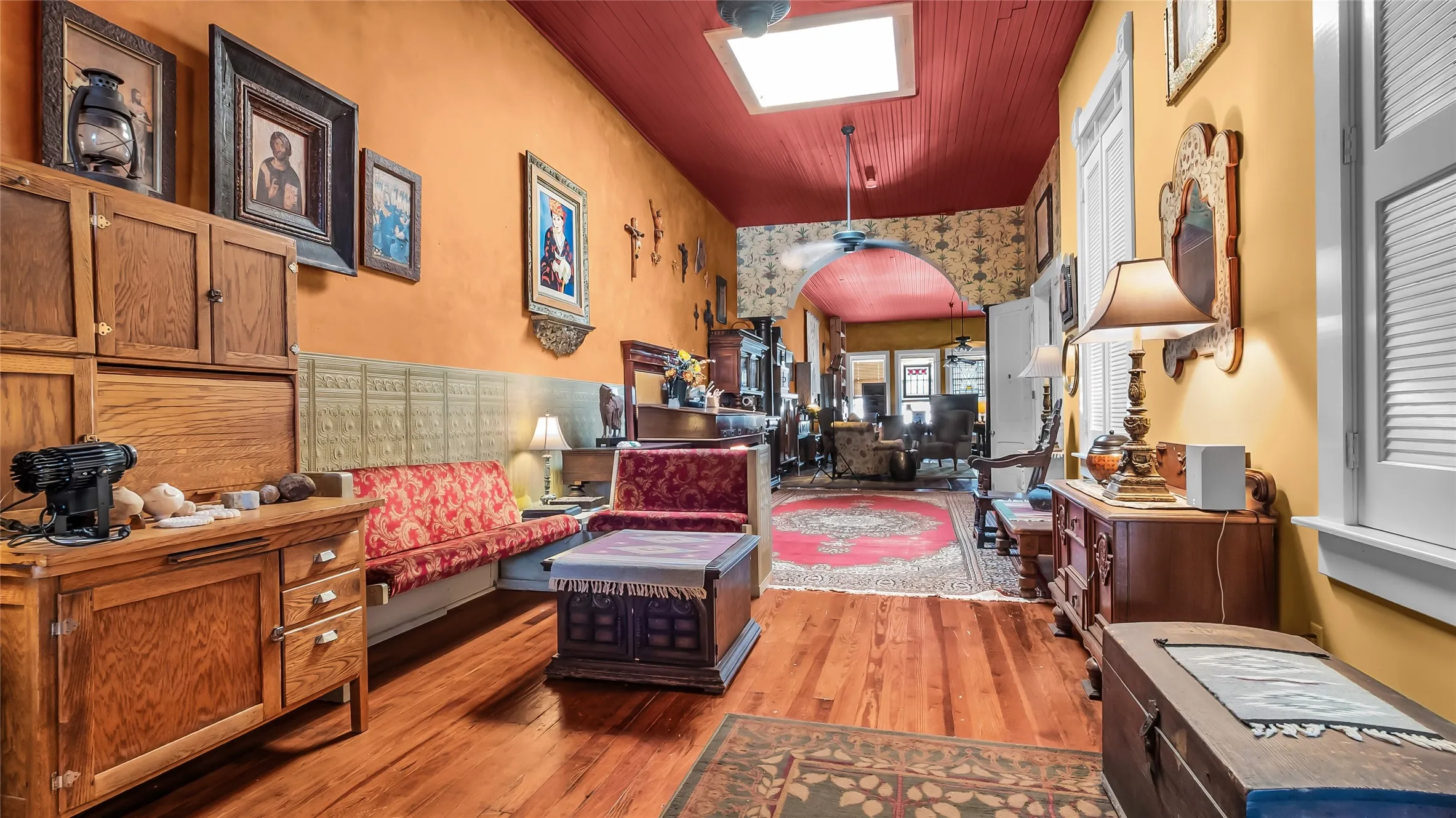 Retail For Sale in Grayson County , 414 W Main Street, Denison, Texas 75020, 0, 0, Garage spaces, 0 Sqft, built in 1903, mls#21402814, Real Estate Agent in Denison, Homes For Sale in Grayson county, Homes For Sale in Denison, Realtor in Denison Texas, Real Estate Brokerage Independent Realty Texas, Luminita Cordes Realtor