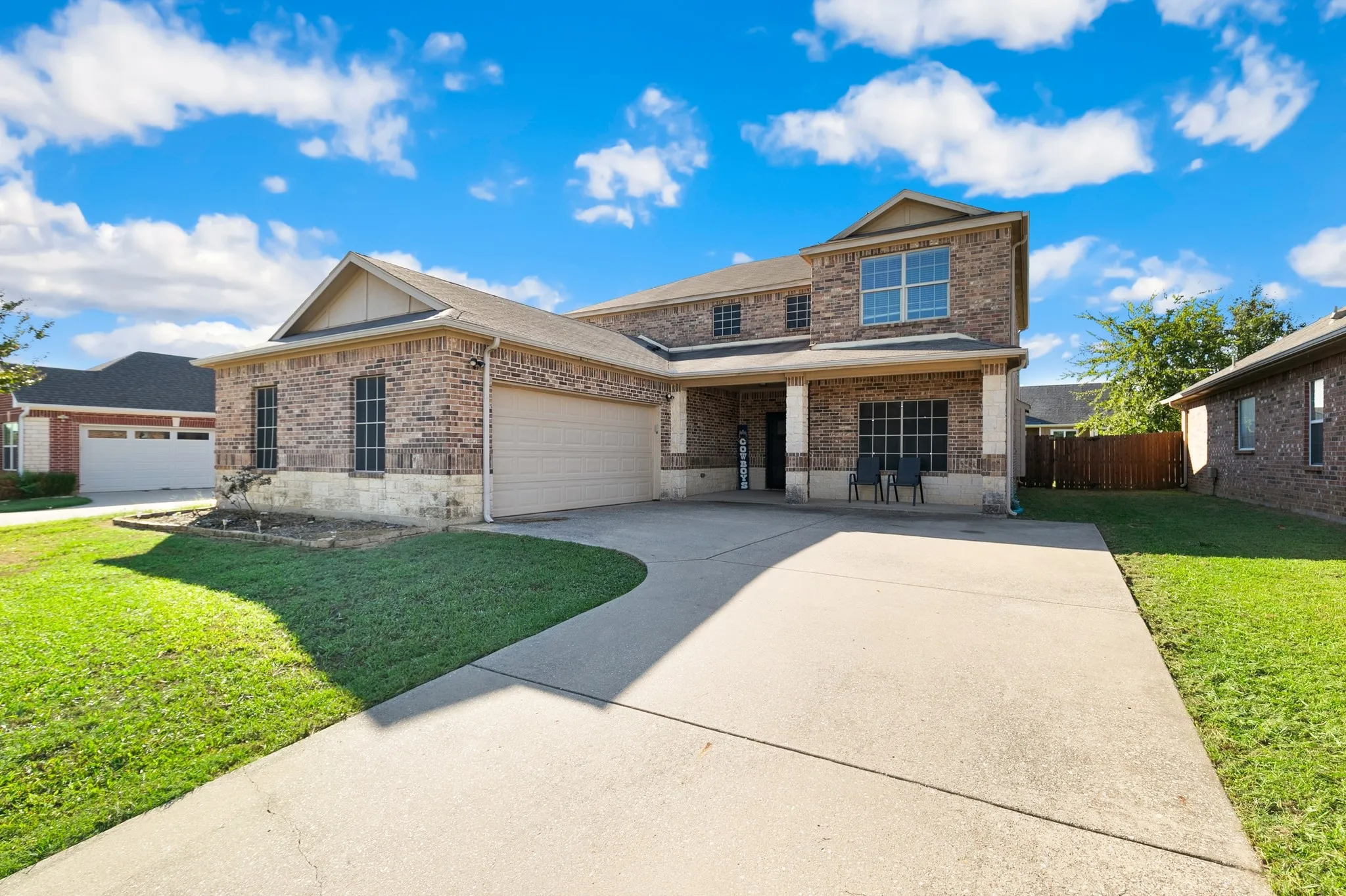 Single Family Residence For Sale in Grayson County , 107 Ashlyn Court, Whitesboro, Texas 76273, 4 Bedroom, 3 Bathroom, 2 Garage spaces, 2,828 Sqft, built in 2011, mls#21407830, Real Estate Agent in Whitesboro, Homes For Sale in Grayson county, Homes For Sale in Whitesboro, Realtor in Whitesboro Texas, Real Estate Brokerage Independent Realty Texas, Luminita Cordes Realtor