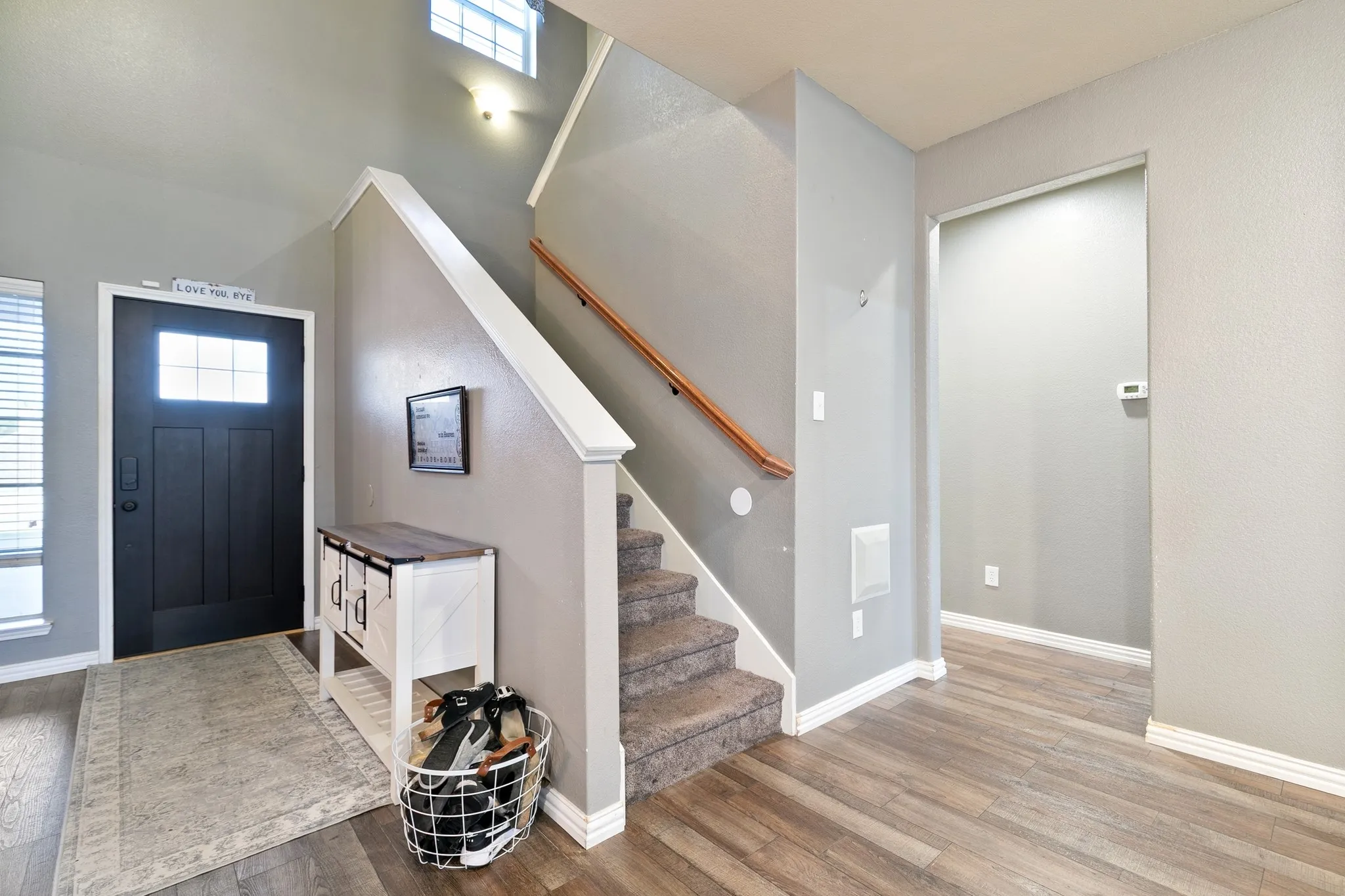 Single Family Residence For Sale in Grayson County , 107 Ashlyn Court, Whitesboro, Texas 76273, 4 Bedroom, 3 Bathroom, 2 Garage spaces, 2,828 Sqft, built in 2011, mls#21407830, Real Estate Agent in Whitesboro, Homes For Sale in Grayson county, Homes For Sale in Whitesboro, Realtor in Whitesboro Texas, Real Estate Brokerage Independent Realty Texas, Luminita Cordes Realtor