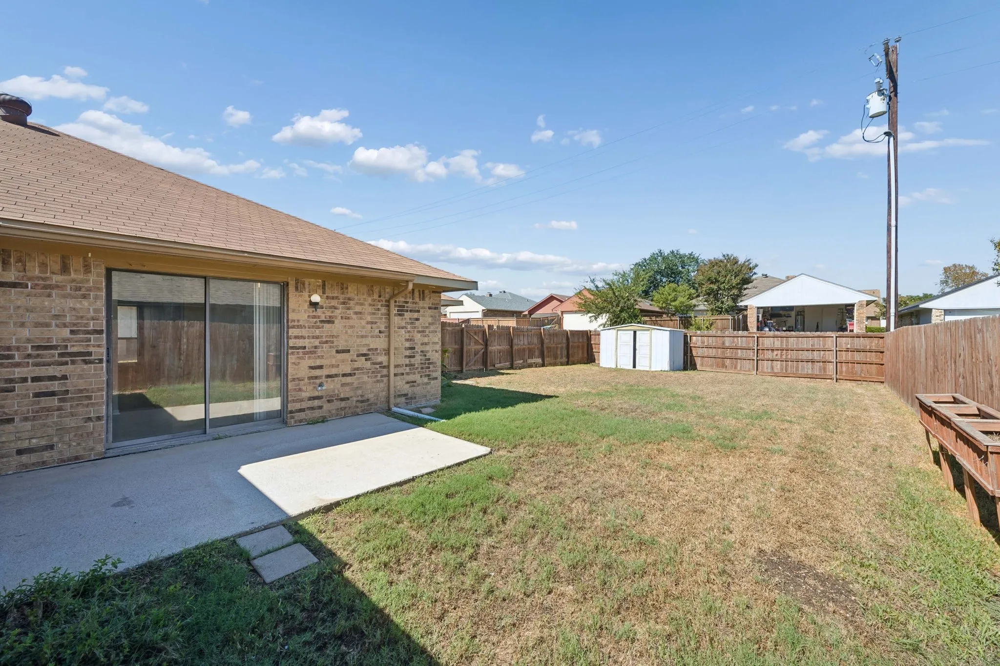 Single Family Residence For Sale in Denton County , 1721 Paxton Drive, Carrollton, Texas 75007, 4 Bedroom, 2 Bathroom, 2 Garage spaces, 1,933 Sqft, built in 1983, mls#21406019, Real Estate Agent in Carrollton, Homes For Sale in Denton county, Homes For Sale in Carrollton, Realtor in Carrollton Texas, Real Estate Brokerage Independent Realty Texas, Luminita Cordes Realtor
