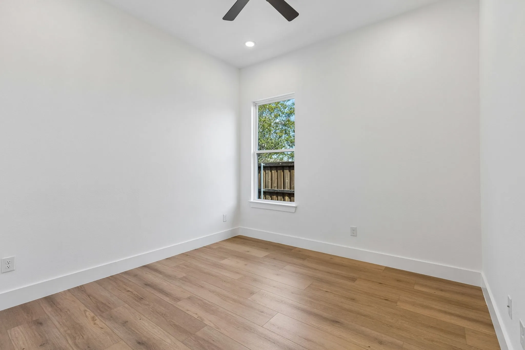 Single Family Residence For Sale in Dallas County , 921 Woodcrest Drive, Lancaster, Texas 75134, 4 Bedroom, 3 Bathroom, 2 Garage spaces, 2,122 Sqft, built in 2026, mls#21407701, Real Estate Agent in Lancaster, Homes For Sale in Dallas county, Homes For Sale in Lancaster, Realtor in Lancaster Texas, Real Estate Brokerage Independent Realty Texas, Luminita Cordes Realtor