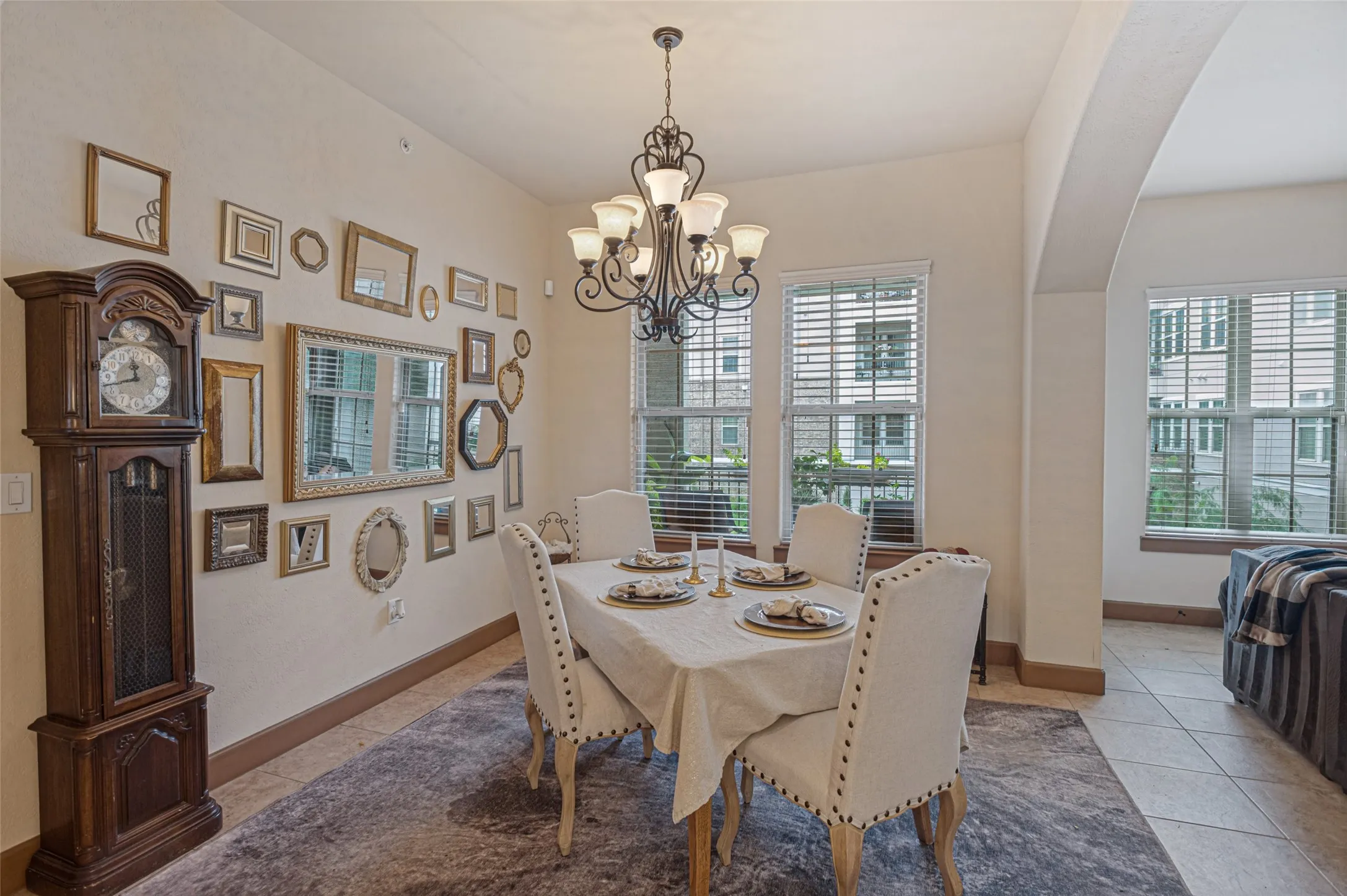Condominium For Sale in Dallas County , 610 Via Ravello 212, Irving, Texas 75039, 2 Bedroom, 3 Bathroom, 2 Garage spaces, 1,966 Sqft, built in 2007, mls#21408190, Real Estate Agent in Irving, Homes For Sale in Dallas county, Homes For Sale in Irving, Realtor in Irving Texas, Real Estate Brokerage Independent Realty Texas, Luminita Cordes Realtor