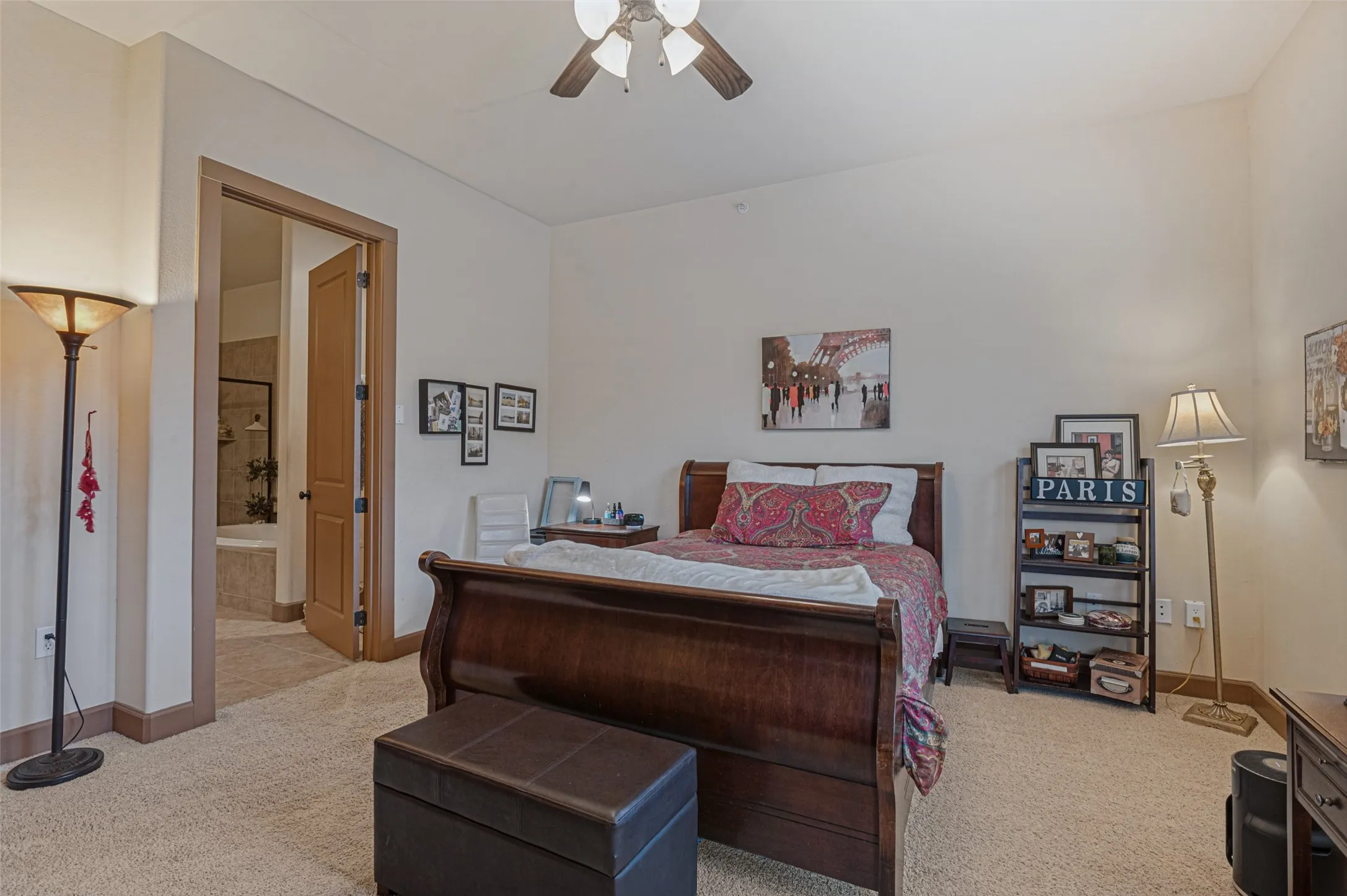 Condominium For Sale in Dallas County , 610 Via Ravello 212, Irving, Texas 75039, 2 Bedroom, 3 Bathroom, 2 Garage spaces, 1,966 Sqft, built in 2007, mls#21408190, Real Estate Agent in Irving, Homes For Sale in Dallas county, Homes For Sale in Irving, Realtor in Irving Texas, Real Estate Brokerage Independent Realty Texas, Luminita Cordes Realtor