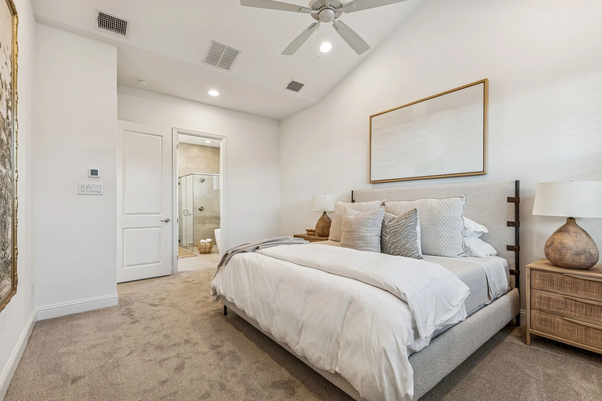 Vaulted ceiling with a ceiling fan, recessed lighting, and soft pile carpeting