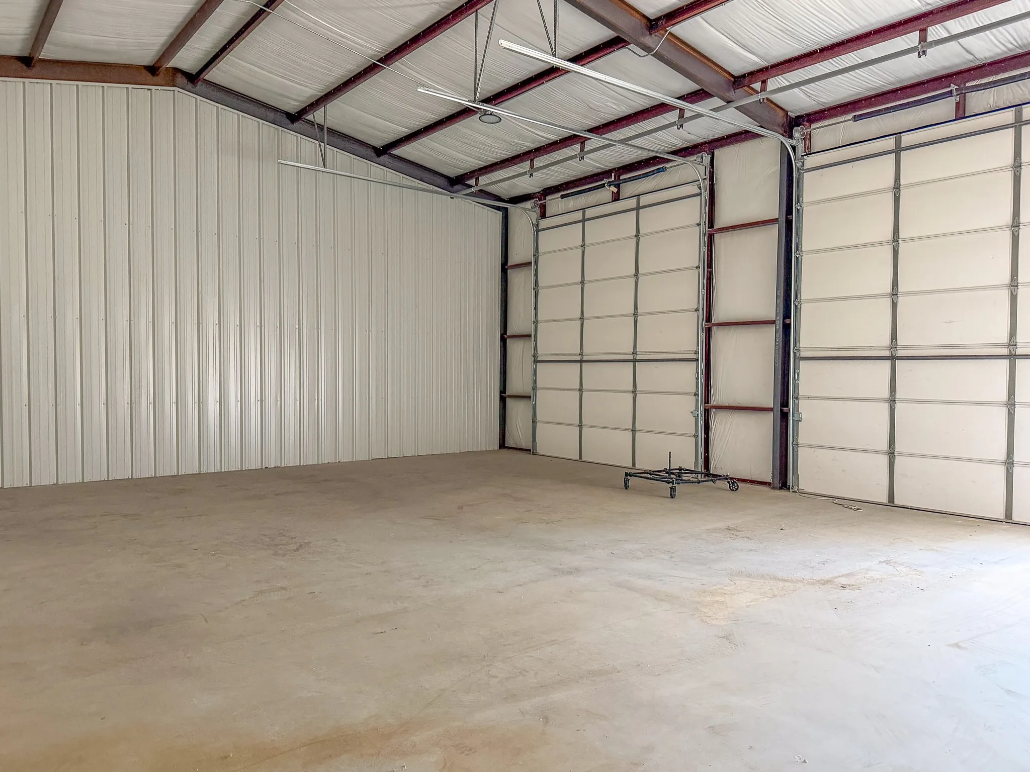 Industrial For Rent in Tarrant County , 14151 Fm 730 Unit # 200 N, Azle, Texas 76020, 0, 0, Garage spaces, 3,200 Sqft, built in 2023, mls#21405023, Real Estate Agent in Azle, Homes For Rent in Tarrant county, Homes For Rent in Azle, Realtor in Azle Texas, Real Estate Brokerage Independent Realty Texas, Luminita Cordes Realtor