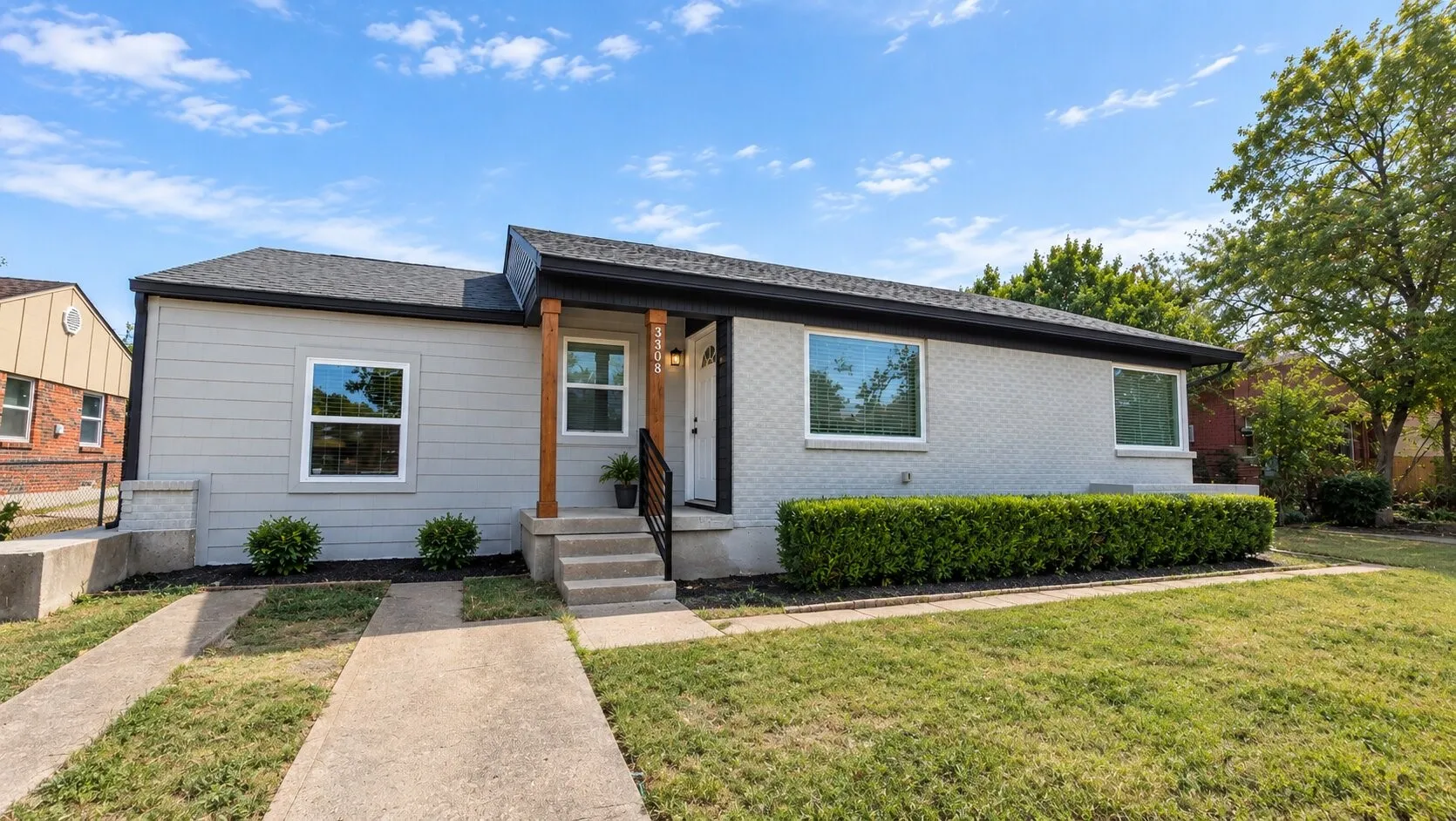 Single Family Residence For Rent in Dallas County , 3308 Alaska Avenue, Dallas, Texas 75216, 3 Bedroom, 2 Bathroom, Garage spaces, 1,104 Sqft, built in 1952, mls#21403125, Real Estate Agent in Dallas, Homes For Rent in Dallas county, Homes For Rent in Dallas, Realtor in Dallas Texas, Real Estate Brokerage Independent Realty Texas, Luminita Cordes Realtor