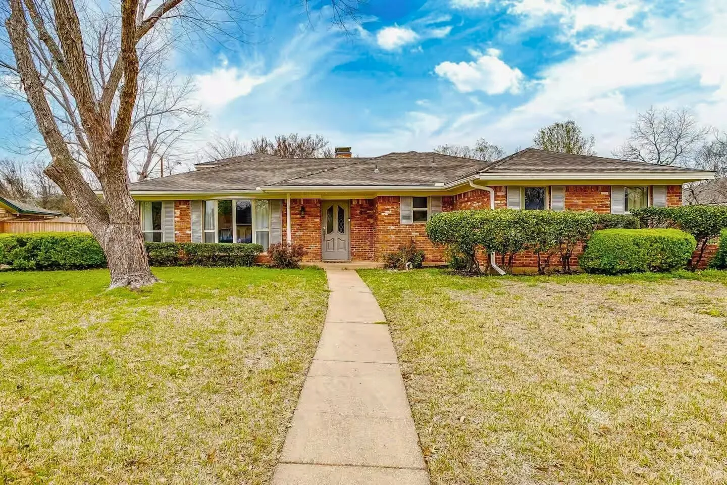 Single Family Residence For Sale