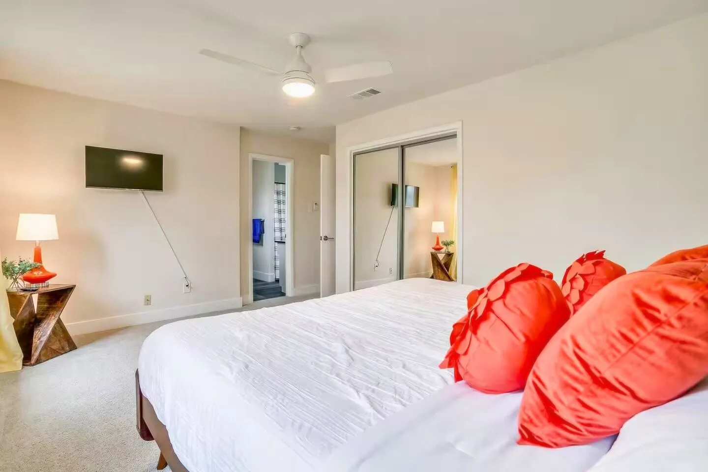 Single Family Residence For Sale in Tarrant County , 2426 Nottingham Place, Grand Prairie, Texas 75050, 3 Bedroom, 2 Bathroom, 2 Garage spaces, 2,473 Sqft, built in 1970, mls#21398802, Real Estate Agent in Grand Prairie, Homes For Sale in Tarrant county, Homes For Sale in Grand Prairie, Realtor in Grand Prairie Texas, Real Estate Brokerage Independent Realty Texas, Luminita Cordes Realtor