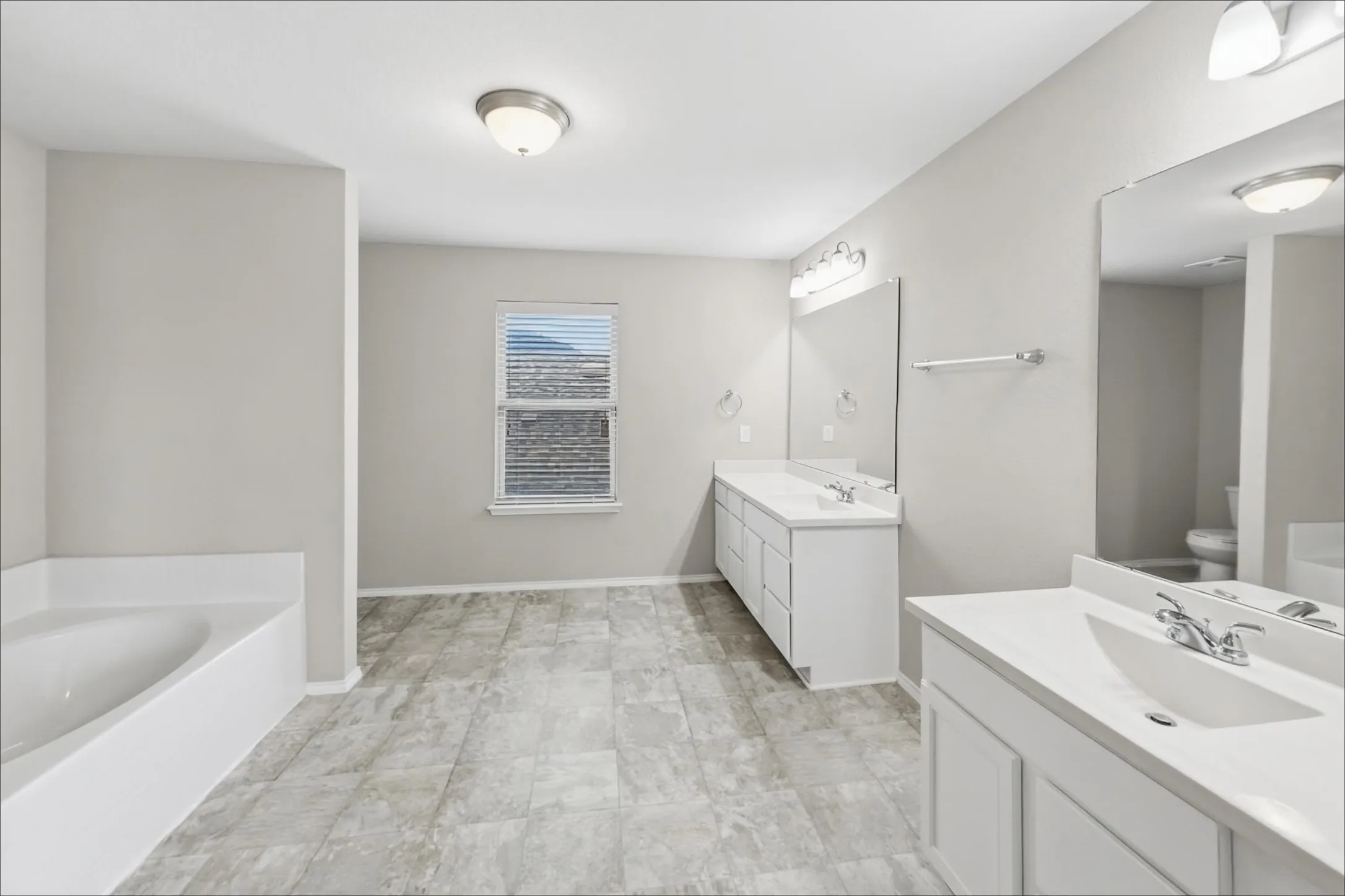 Single Family Residence For Rent in Tarrant County , 3028 Coyote Canyon Trail, Fort Worth, Texas 76108, 4 Bedroom, 4 Bathroom, 2 Garage spaces, 2,609 Sqft, built in 2018, mls#21408298, Real Estate Agent in Fort Worth, Homes For Rent in Tarrant county, Homes For Rent in Fort Worth, Realtor in Fort Worth Texas, Real Estate Brokerage Independent Realty Texas, Luminita Cordes Realtor