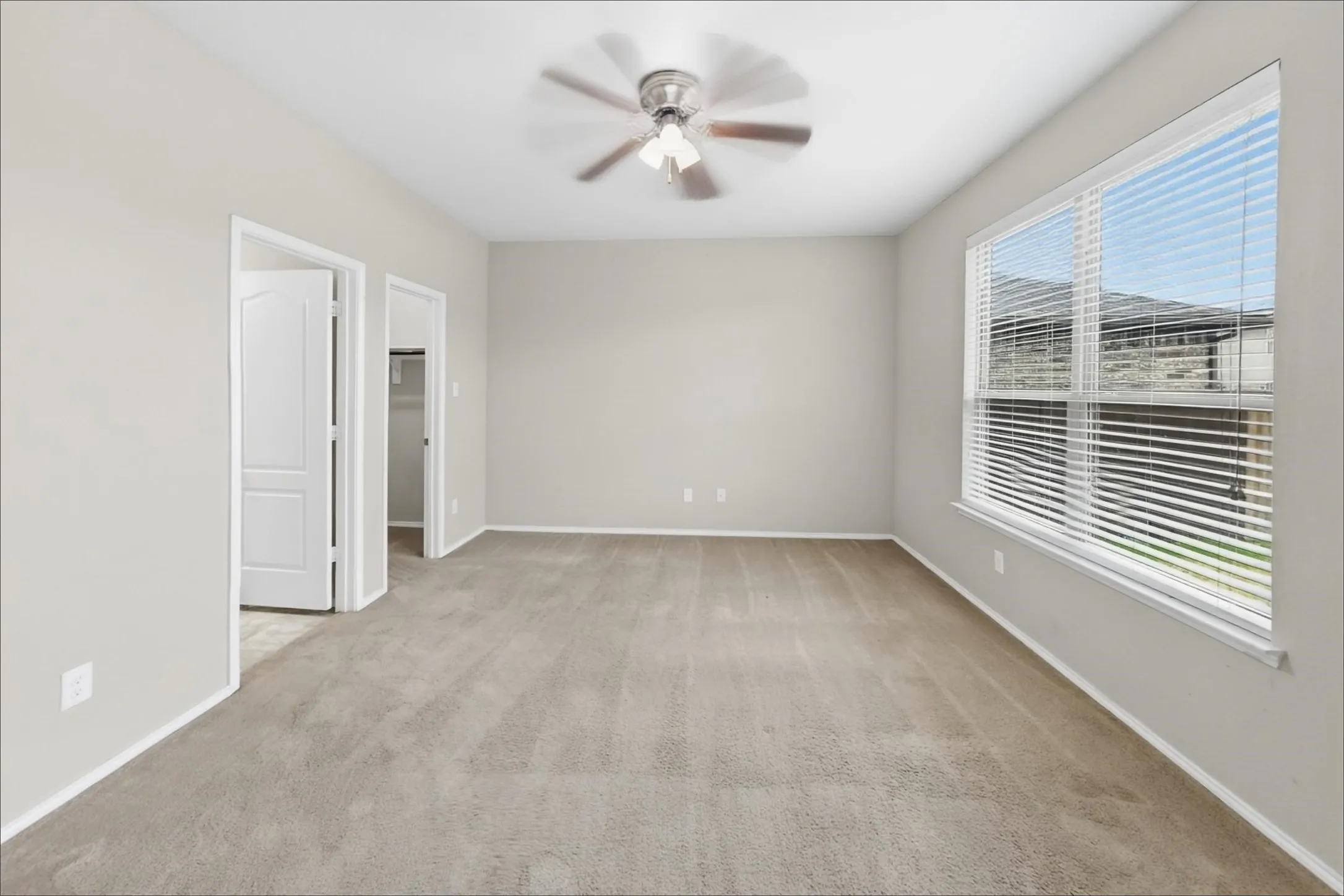 Single Family Residence For Rent in Tarrant County , 3028 Coyote Canyon Trail, Fort Worth, Texas 76108, 4 Bedroom, 4 Bathroom, 2 Garage spaces, 2,609 Sqft, built in 2018, mls#21408298, Real Estate Agent in Fort Worth, Homes For Rent in Tarrant county, Homes For Rent in Fort Worth, Realtor in Fort Worth Texas, Real Estate Brokerage Independent Realty Texas, Luminita Cordes Realtor
