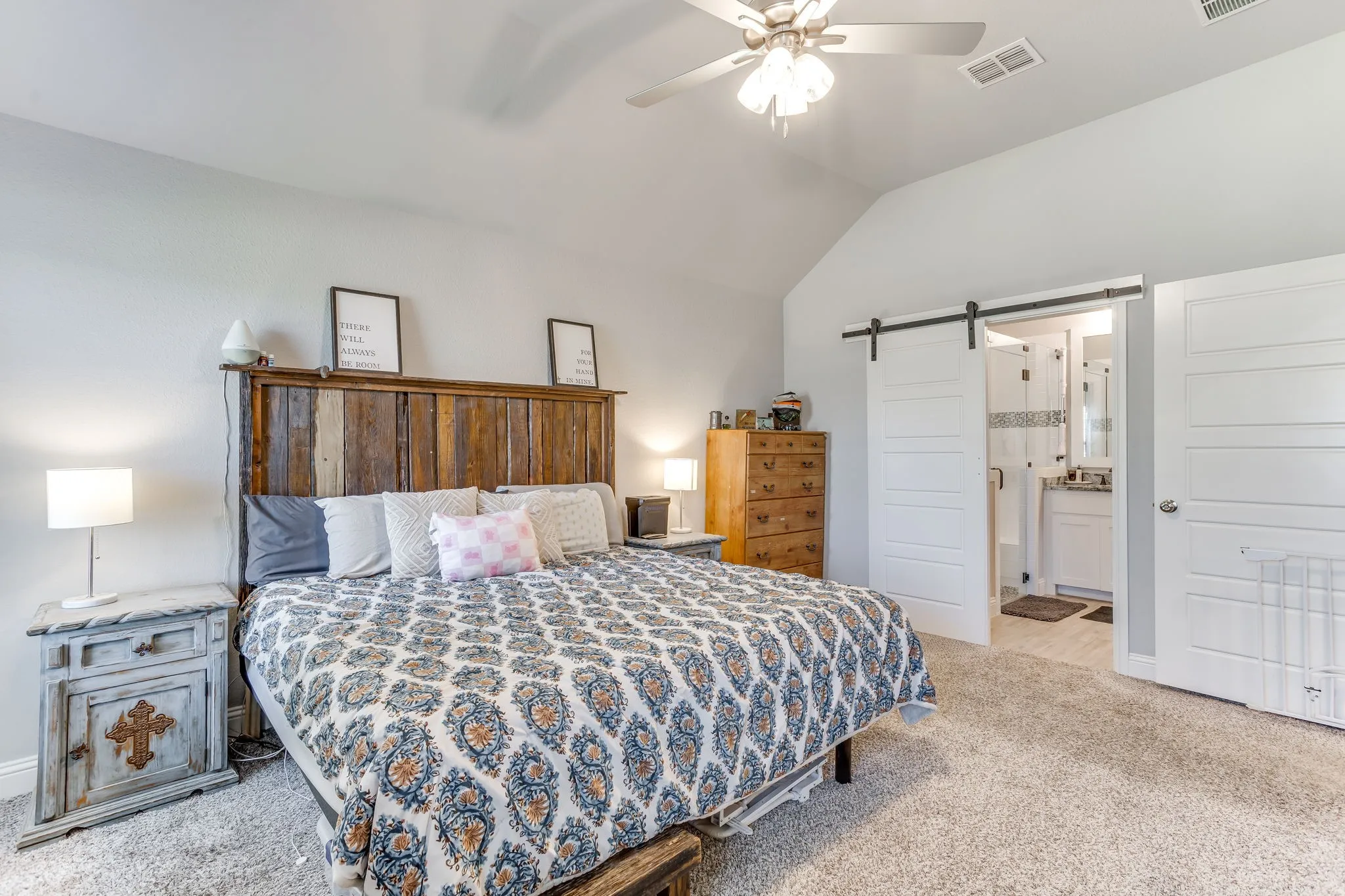 Single Family Residence For Sale in Parker County , 101 Buckeye Drive, Weatherford, Texas 76086, 4 Bedroom, 2 Bathroom, 2 Garage spaces, 1,810 Sqft, built in 2021, mls#21403053, Real Estate Agent in Weatherford, Homes For Sale in Parker county, Homes For Sale in Weatherford, Realtor in Weatherford Texas, Real Estate Brokerage Independent Realty Texas, Luminita Cordes Realtor