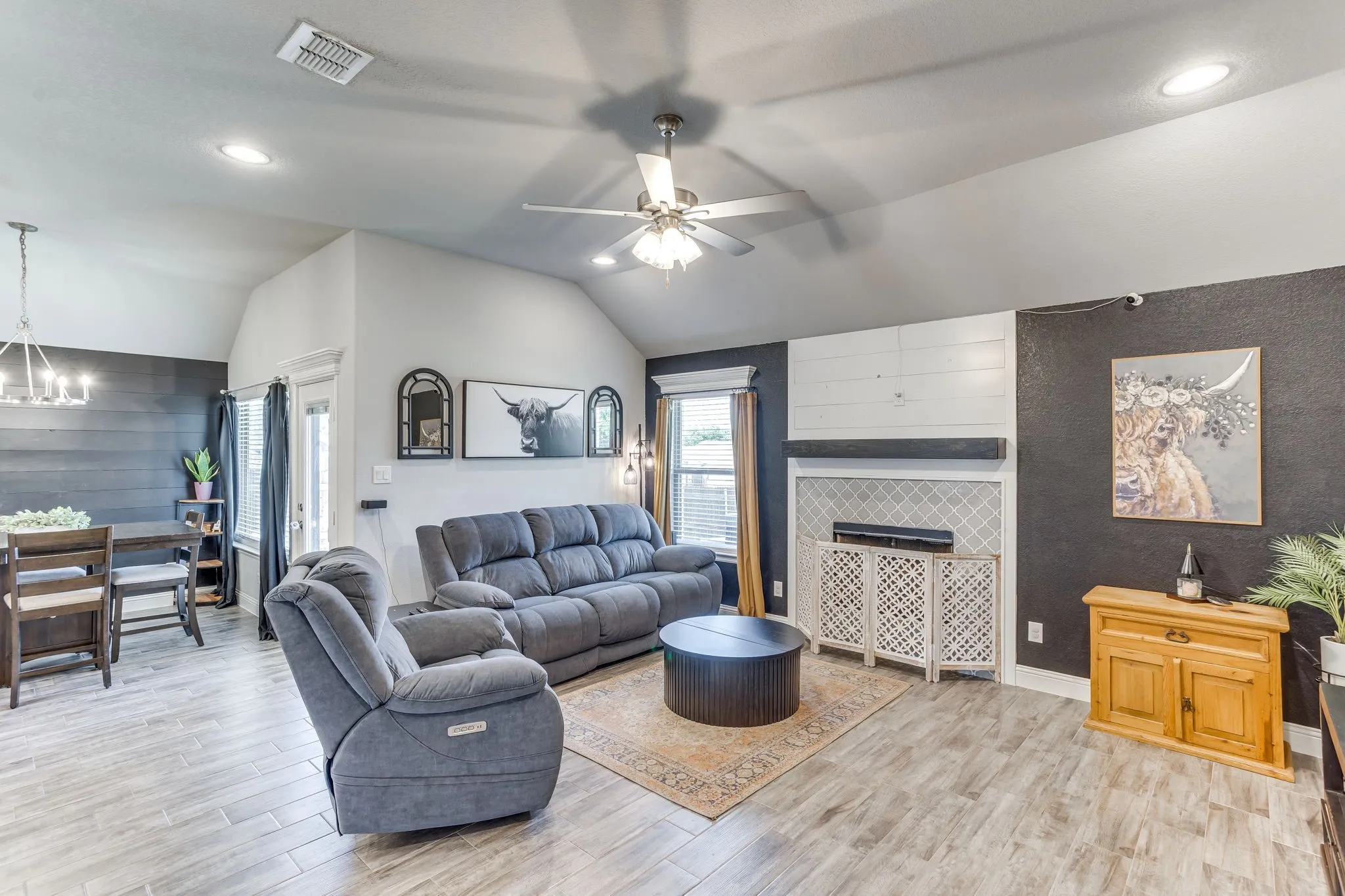 Single Family Residence For Sale in Parker County , 101 Buckeye Drive, Weatherford, Texas 76086, 4 Bedroom, 2 Bathroom, 2 Garage spaces, 1,810 Sqft, built in 2021, mls#21403053, Real Estate Agent in Weatherford, Homes For Sale in Parker county, Homes For Sale in Weatherford, Realtor in Weatherford Texas, Real Estate Brokerage Independent Realty Texas, Luminita Cordes Realtor