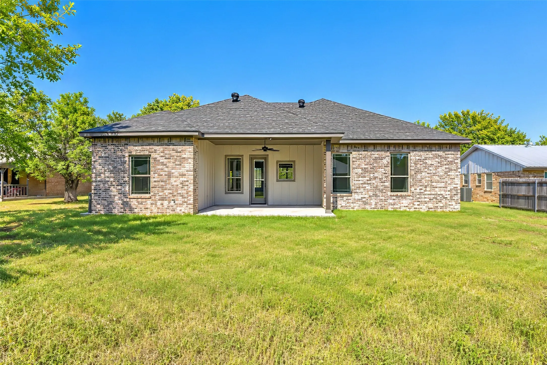 Single Family Residence For Sale in Somervell County , 115 Wheeler Street, Glen Rose, Texas 76043, 4 Bedroom, 2 Bathroom, 2 Garage spaces, 1,600 Sqft, built in 2026, mls#21408278, Real Estate Agent in Glen Rose, Homes For Sale in Somervell county, Homes For Sale in Glen Rose, Realtor in Glen Rose Texas, Real Estate Brokerage Independent Realty Texas, Luminita Cordes Realtor