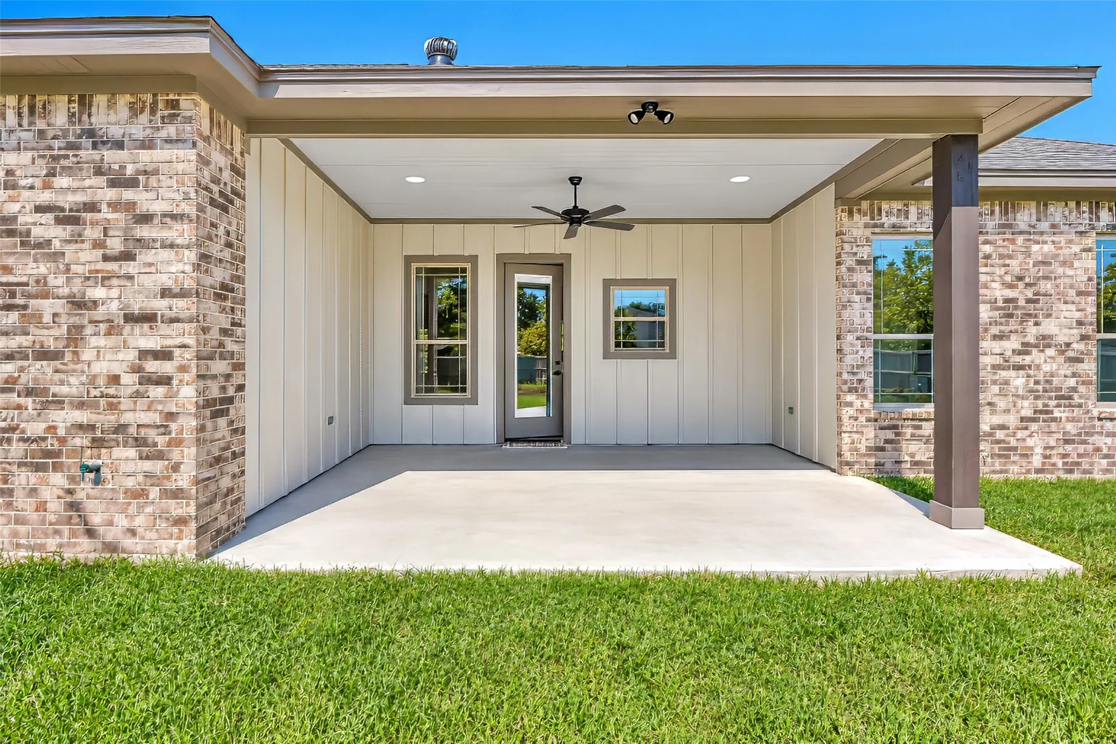 Single Family Residence For Sale in Somervell County , 115 Wheeler Street, Glen Rose, Texas 76043, 4 Bedroom, 2 Bathroom, 2 Garage spaces, 1,600 Sqft, built in 2026, mls#21408278, Real Estate Agent in Glen Rose, Homes For Sale in Somervell county, Homes For Sale in Glen Rose, Realtor in Glen Rose Texas, Real Estate Brokerage Independent Realty Texas, Luminita Cordes Realtor