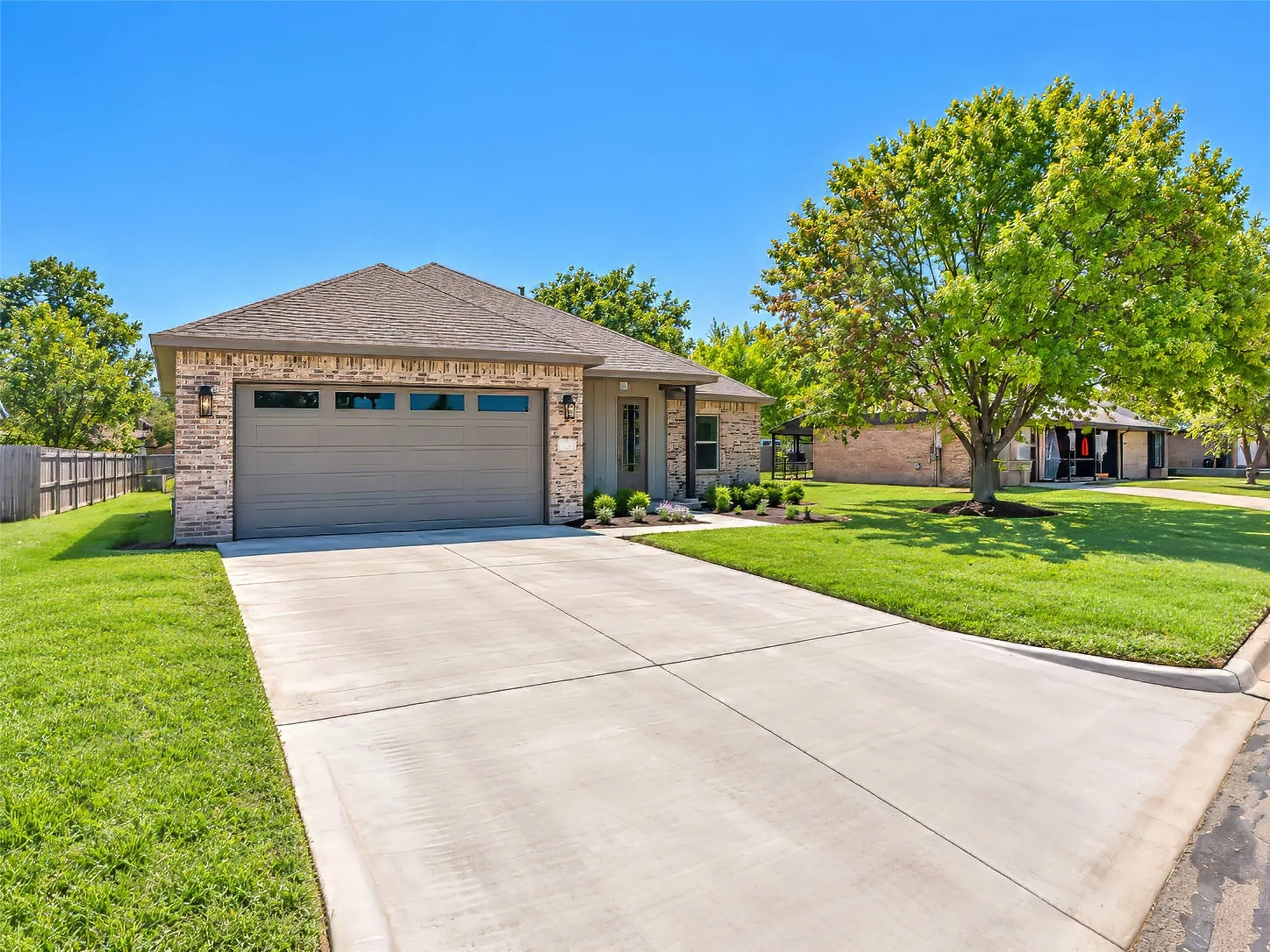 Single Family Residence For Sale in Somervell County , 115 Wheeler Street, Glen Rose, Texas 76043, 4 Bedroom, 2 Bathroom, 2 Garage spaces, 1,600 Sqft, built in 2026, mls#21408278, Real Estate Agent in Glen Rose, Homes For Sale in Somervell county, Homes For Sale in Glen Rose, Realtor in Glen Rose Texas, Real Estate Brokerage Independent Realty Texas, Luminita Cordes Realtor