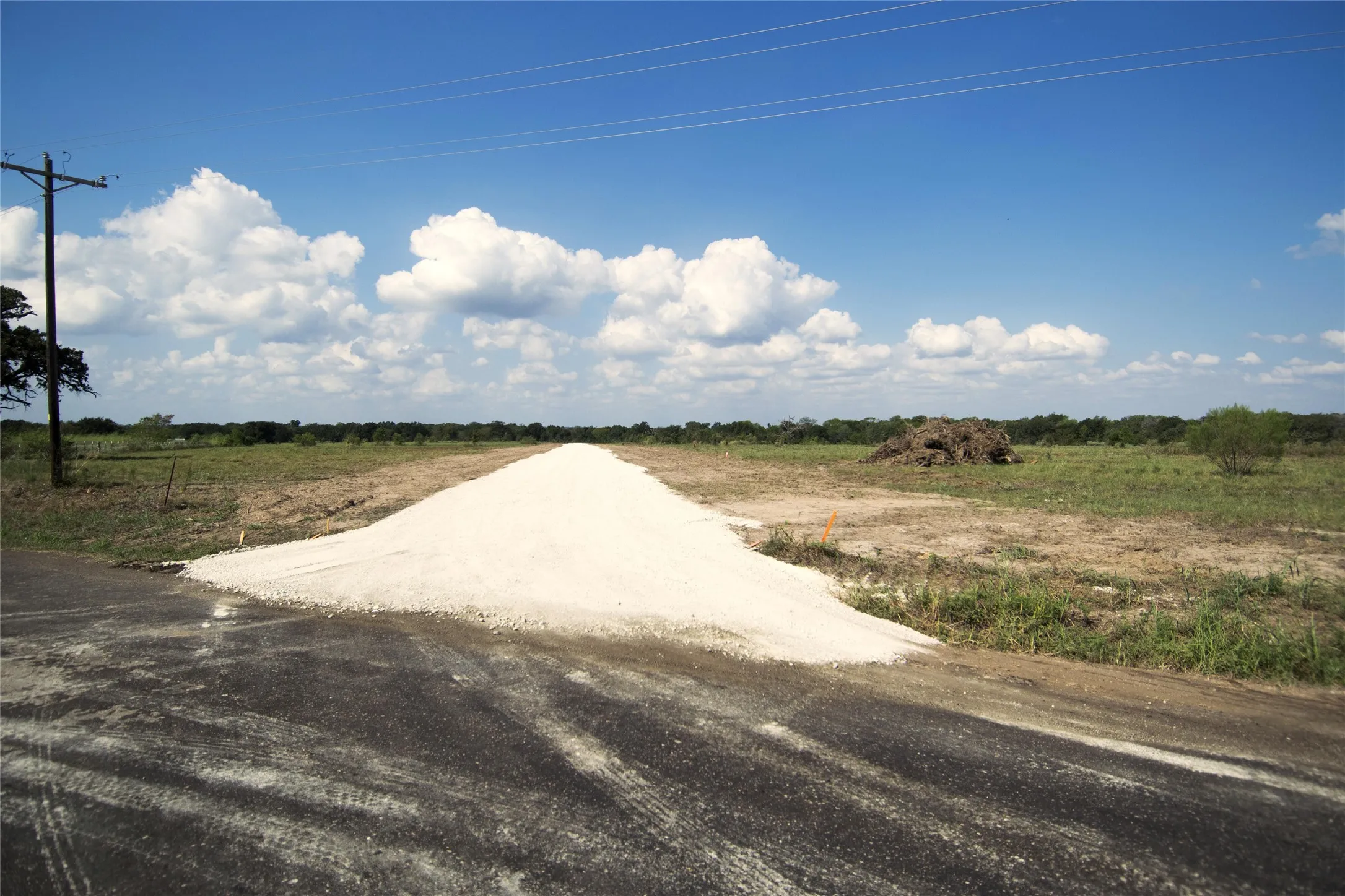 Unimproved Land For Sale in Limestone County , 0 TBD LCR 822, Groesbeck, Texas 76642, 0, 0, Garage spaces, 0 Sqft, built in 0, mls#21408293, Real Estate Agent in Groesbeck, Homes For Sale in Limestone county, Homes For Sale in Groesbeck, Realtor in Groesbeck Texas, Real Estate Brokerage Independent Realty Texas, Luminita Cordes Realtor
