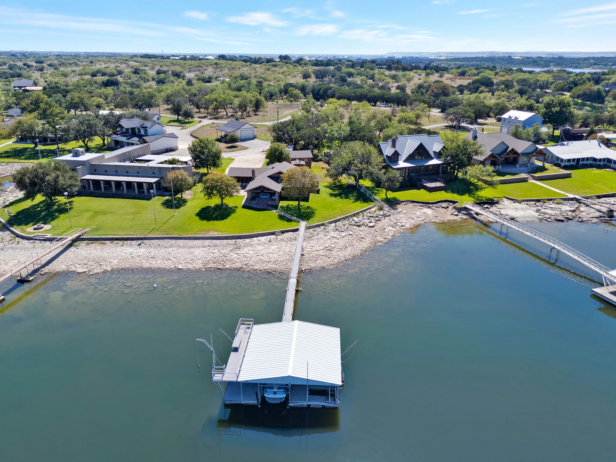 Single Family Residence For Sale in Palo Pinto County , 1004 Standing Cypress, Possum Kingdom Lake, Texas 76449, 4 Bedroom, 4 Bathroom, Garage spaces, 2,335 Sqft, built in 1978, mls#21408253, Real Estate Agent in Possum Kingdom Lake, Homes For Sale in Palo Pinto county, Homes For Sale in Possum Kingdom Lake, Realtor in Possum Kingdom Lake Texas, Real Estate Brokerage Independent Realty Texas, Luminita Cordes Realtor