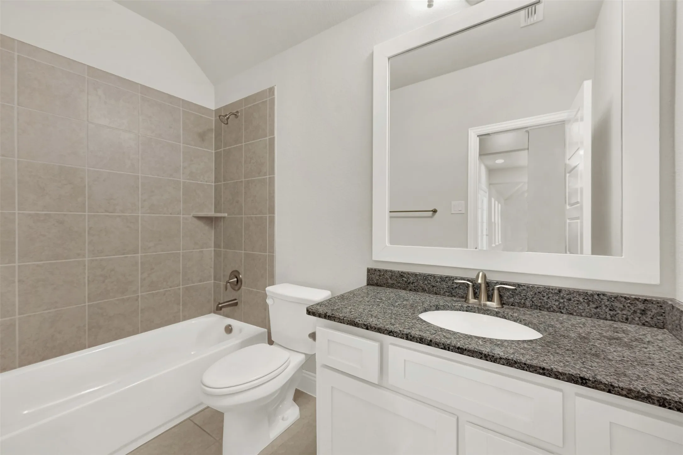 Single Family Residence For Sale in Denton County , 6174 Forefront Avenue, Frisco, Texas 75036, 5 Bedroom, 6 Bathroom, 3 Garage spaces, 4,626 Sqft, built in 2016, mls#21406056, Real Estate Agent in Frisco, Homes For Sale in Denton county, Homes For Sale in Frisco, Realtor in Frisco Texas, Real Estate Brokerage Independent Realty Texas, Luminita Cordes Realtor