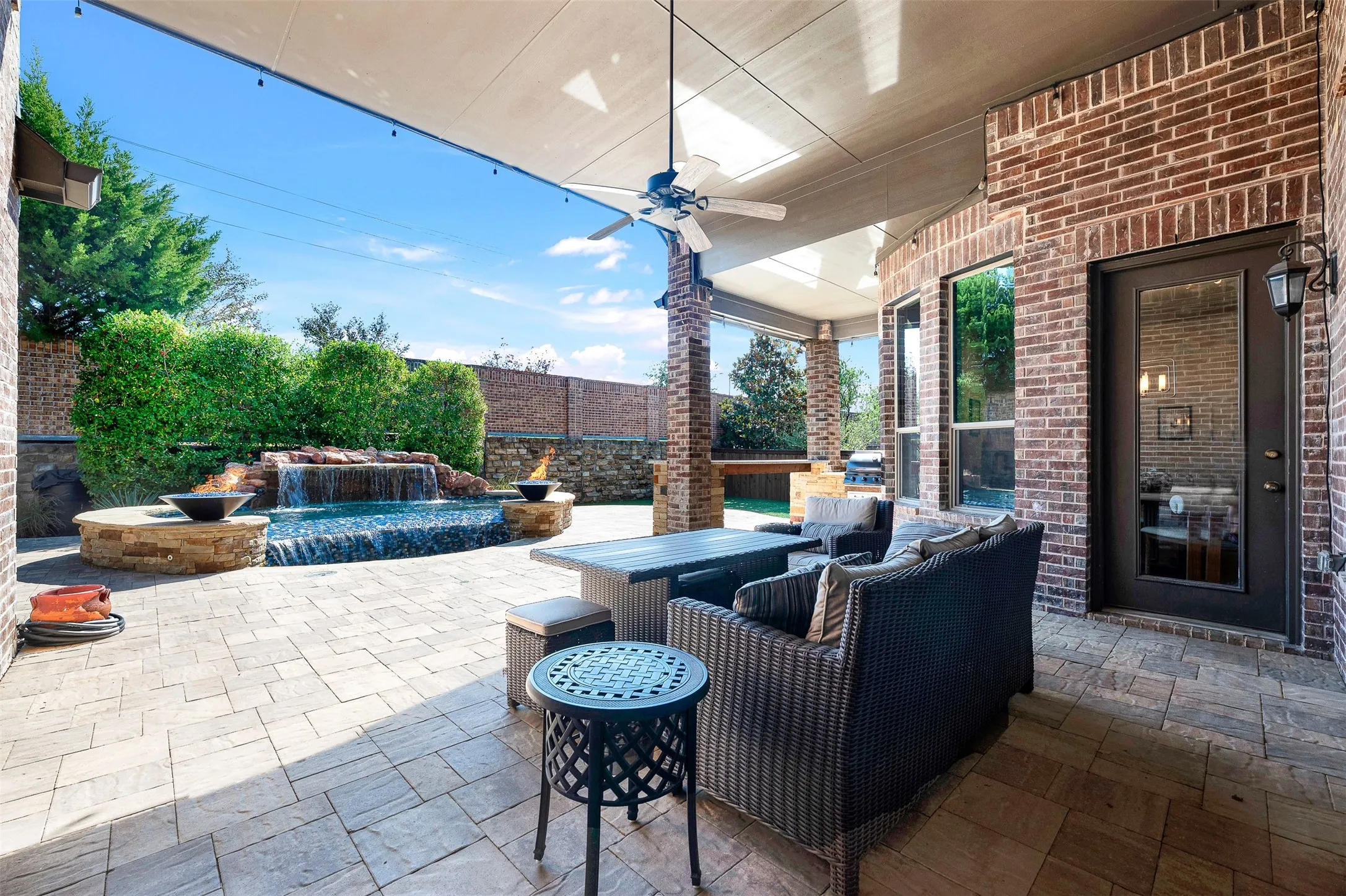 Single Family Residence For Sale in Denton County , 6174 Forefront Avenue, Frisco, Texas 75036, 5 Bedroom, 6 Bathroom, 3 Garage spaces, 4,626 Sqft, built in 2016, mls#21406056, Real Estate Agent in Frisco, Homes For Sale in Denton county, Homes For Sale in Frisco, Realtor in Frisco Texas, Real Estate Brokerage Independent Realty Texas, Luminita Cordes Realtor