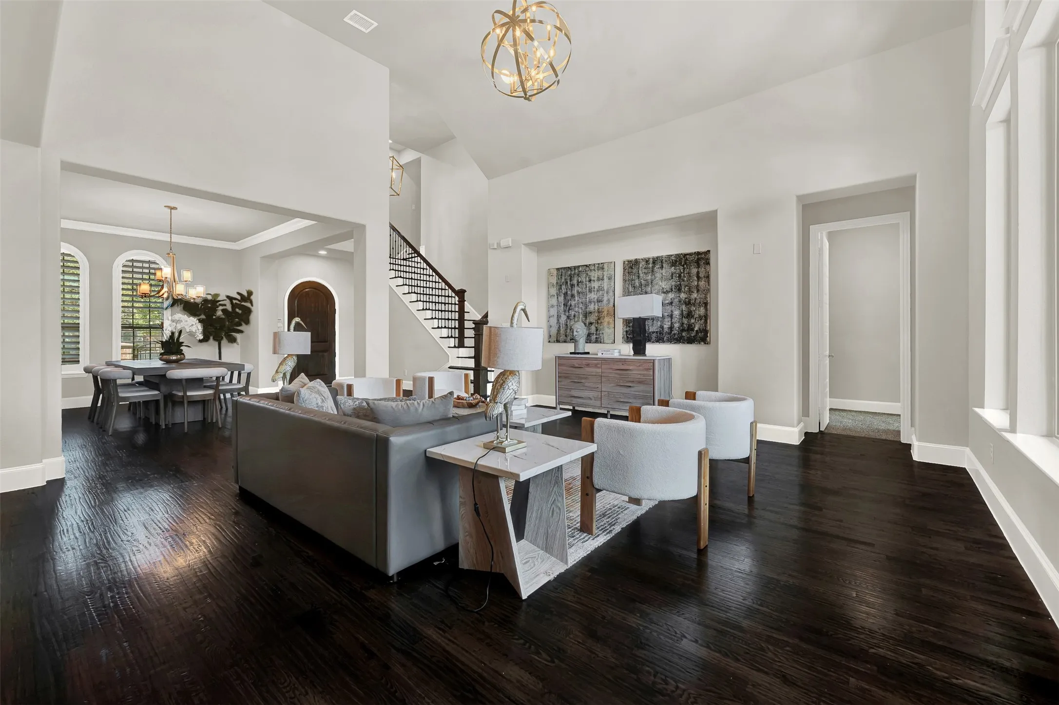 Single Family Residence For Sale in Denton County , 6174 Forefront Avenue, Frisco, Texas 75036, 5 Bedroom, 6 Bathroom, 3 Garage spaces, 4,626 Sqft, built in 2016, mls#21406056, Real Estate Agent in Frisco, Homes For Sale in Denton county, Homes For Sale in Frisco, Realtor in Frisco Texas, Real Estate Brokerage Independent Realty Texas, Luminita Cordes Realtor