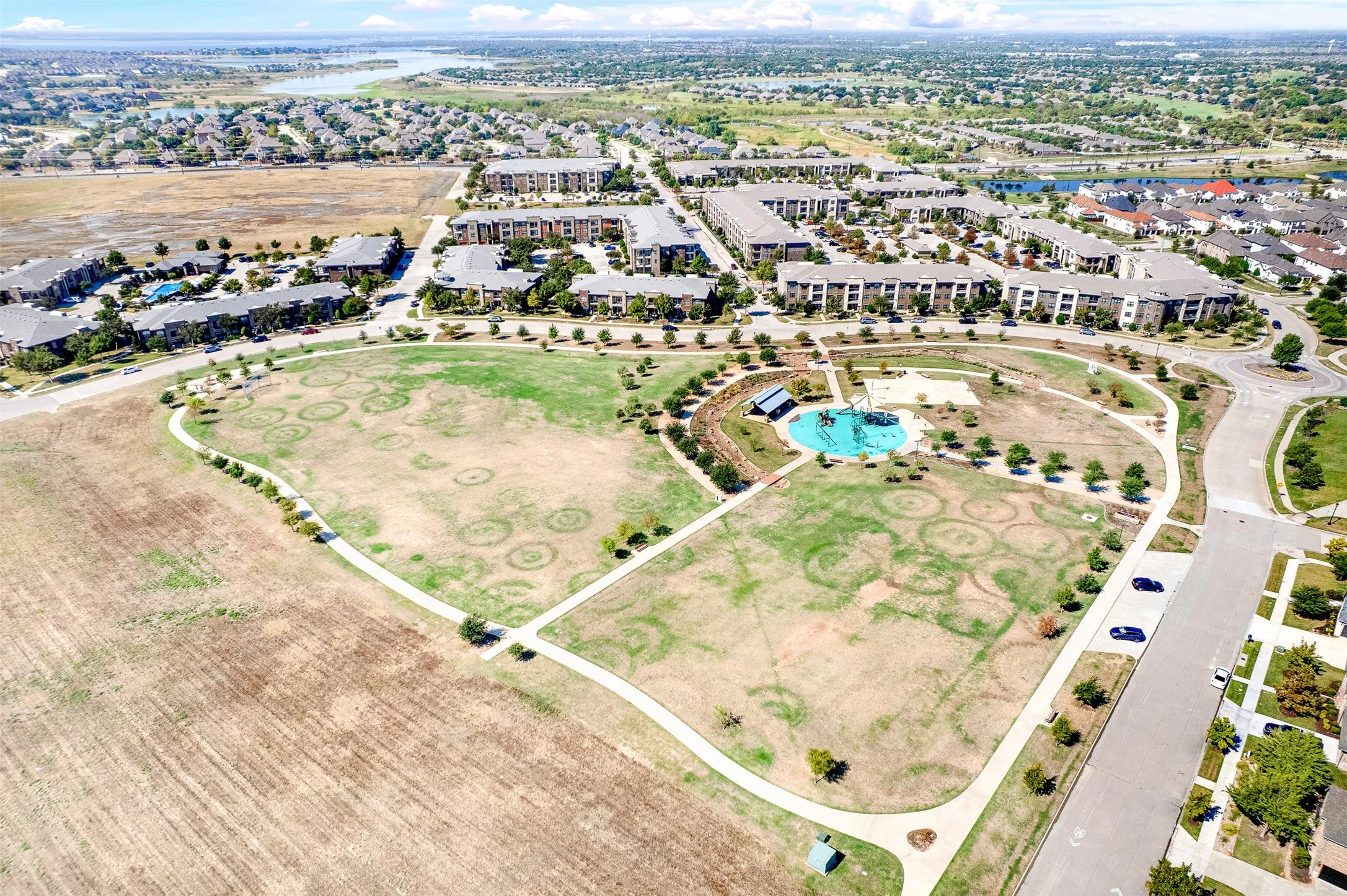 Single Family Residence For Sale in Denton County , 6174 Forefront Avenue, Frisco, Texas 75036, 5 Bedroom, 6 Bathroom, 3 Garage spaces, 4,626 Sqft, built in 2016, mls#21406056, Real Estate Agent in Frisco, Homes For Sale in Denton county, Homes For Sale in Frisco, Realtor in Frisco Texas, Real Estate Brokerage Independent Realty Texas, Luminita Cordes Realtor